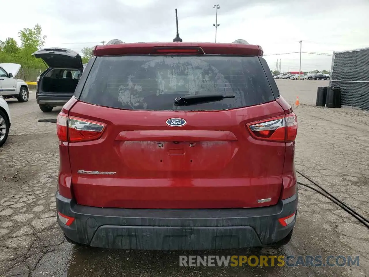6 fotografías del automóvil dañado MAJ3S2GE0LC321002 FORD ECOSPORT 2020
