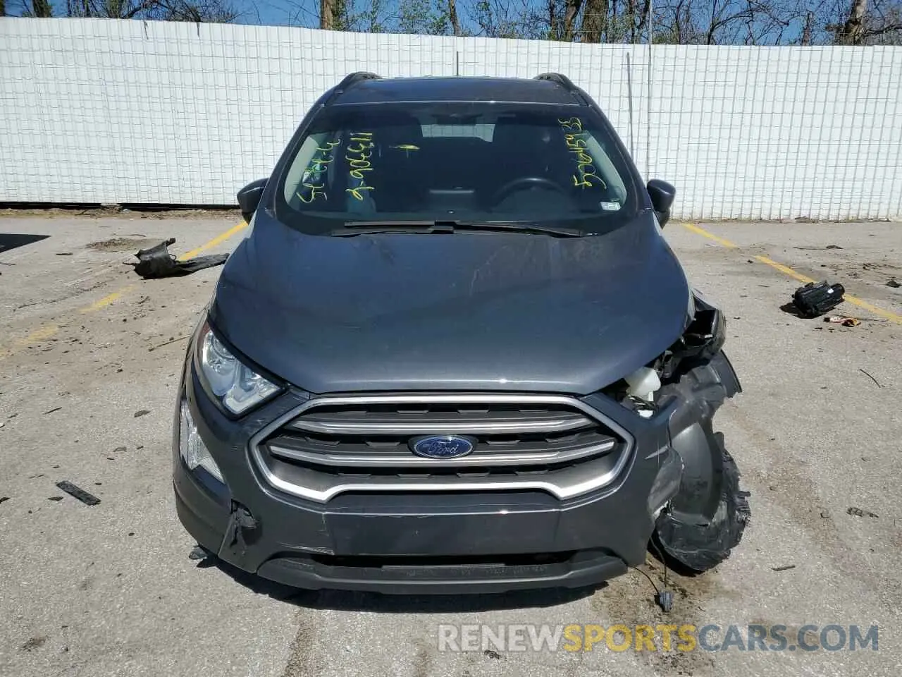 5 fotografías del automóvil dañado MAJ3S2GE0LC321050 FORD ECOSPORT 2020