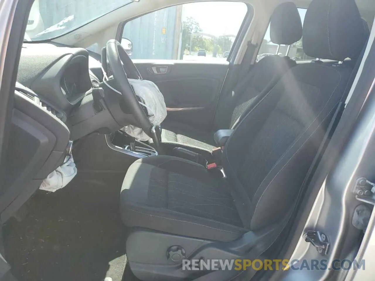 7 fotografías del automóvil dañado MAJ3S2GE0LC352184 FORD ECOSPORT 2020