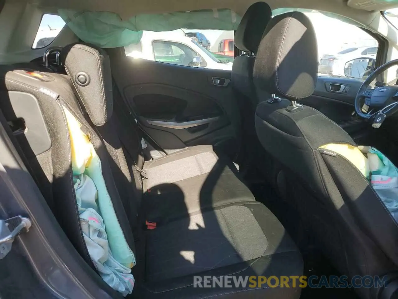 11 fotografías del automóvil dañado MAJ3S2GE0LC361371 FORD ECOSPORT 2020
