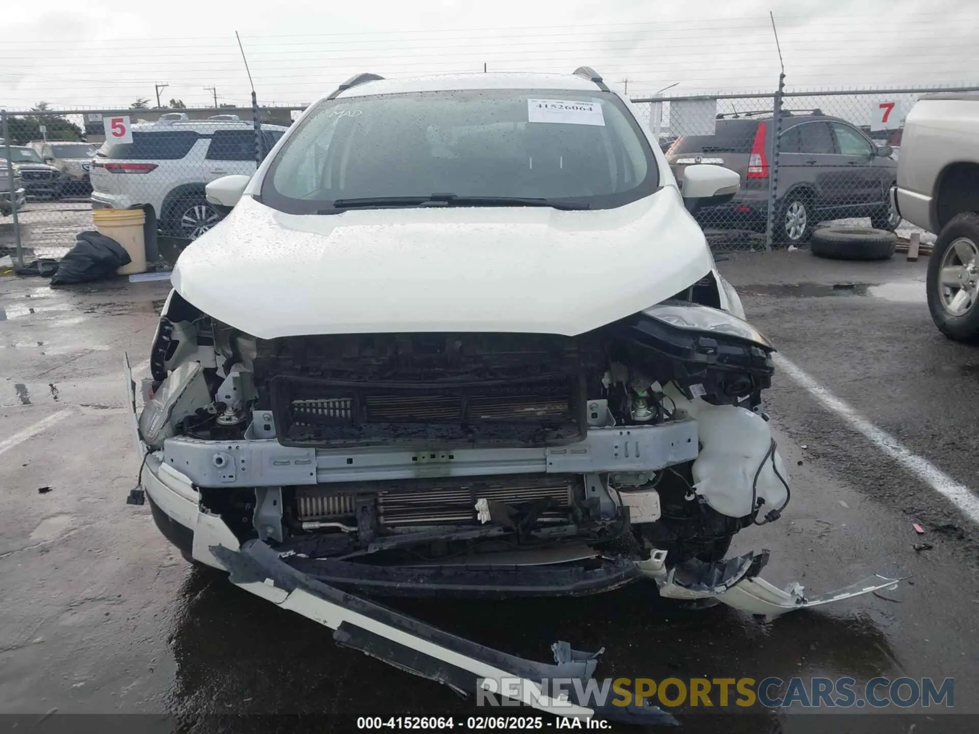 13 fotografías del automóvil dañado MAJ3S2GE0LC384651 FORD ECOSPORT 2020