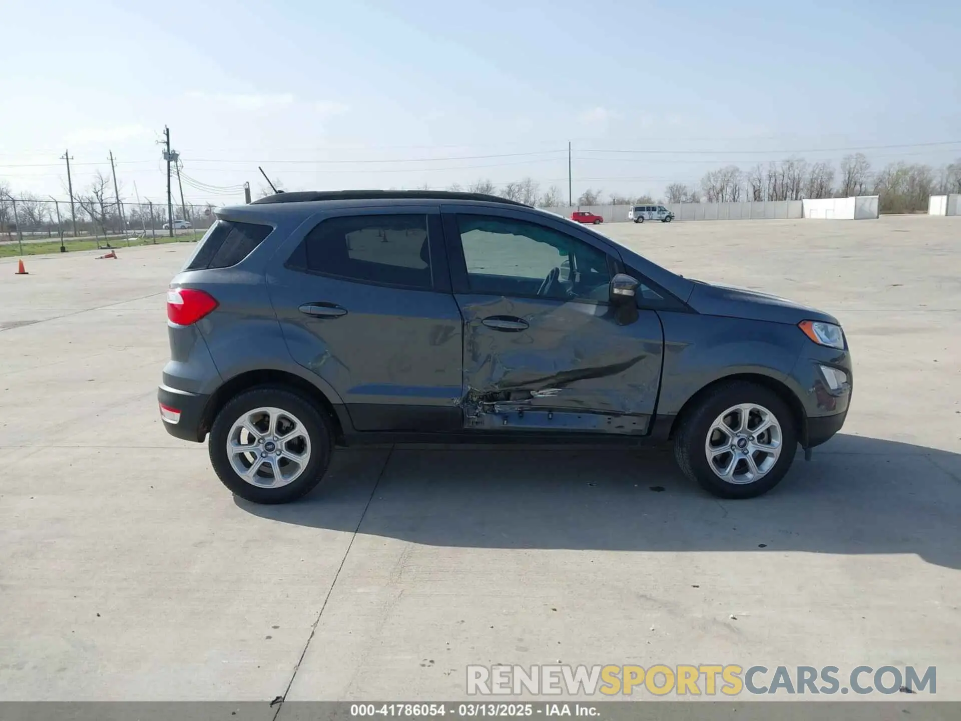 13 fotografías del automóvil dañado MAJ3S2GE1LC333837 FORD ECOSPORT 2020