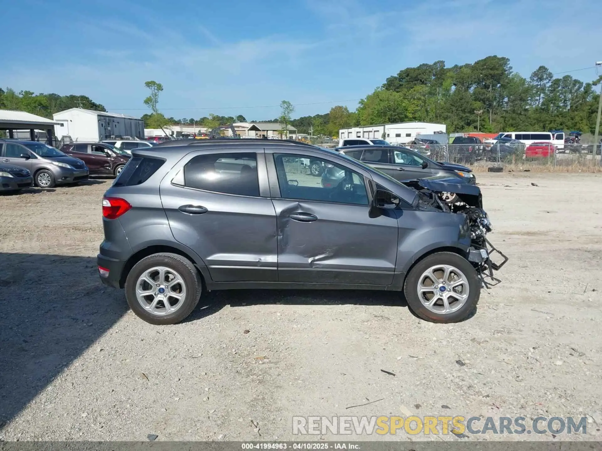 13 fotografías del automóvil dañado MAJ3S2GE1LC335572 FORD ECOSPORT 2020