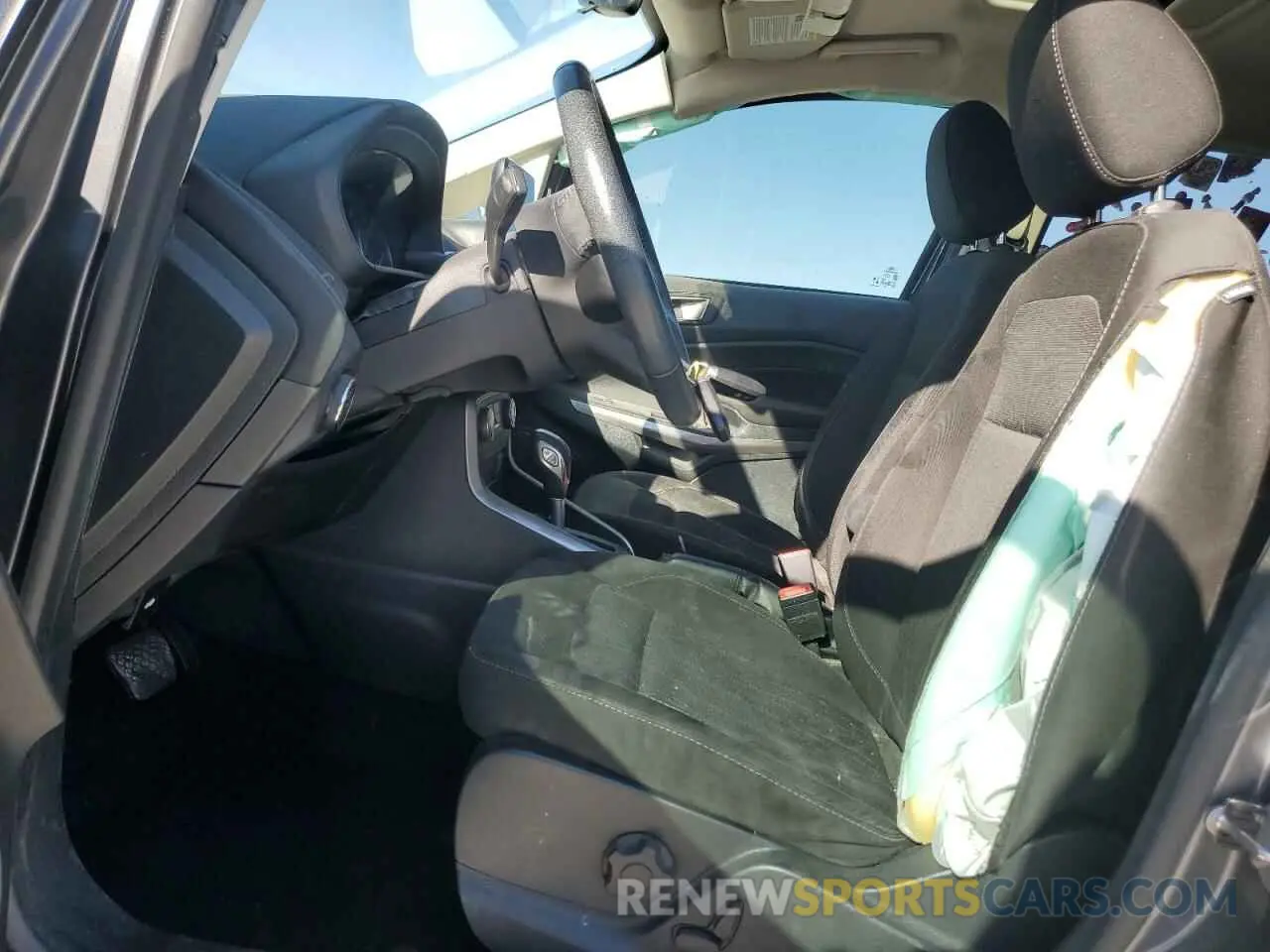7 fotografías del automóvil dañado MAJ3S2GE1LC346846 FORD ECOSPORT 2020
