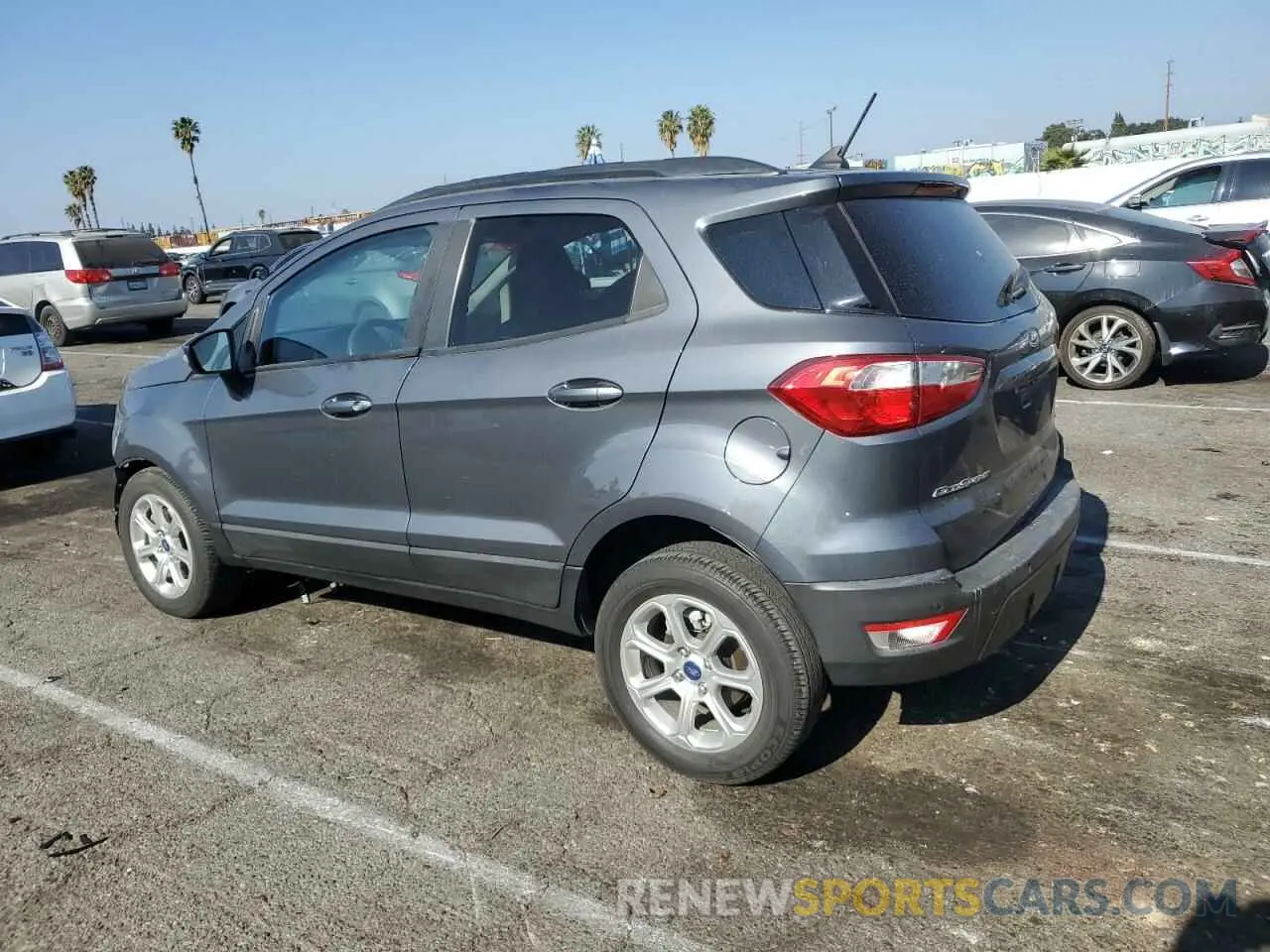 2 fotografías del automóvil dañado MAJ3S2GE1LC348323 FORD ECOSPORT 2020