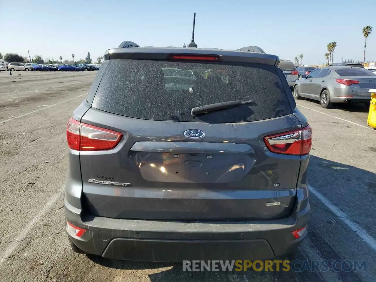 6 fotografías del automóvil dañado MAJ3S2GE1LC348323 FORD ECOSPORT 2020