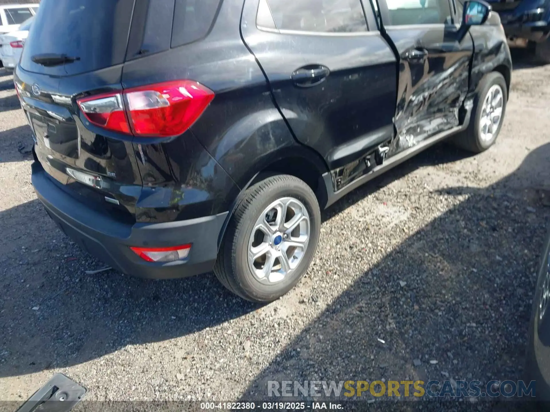 4 fotografías del automóvil dañado MAJ3S2GE1LC362982 FORD ECOSPORT 2020