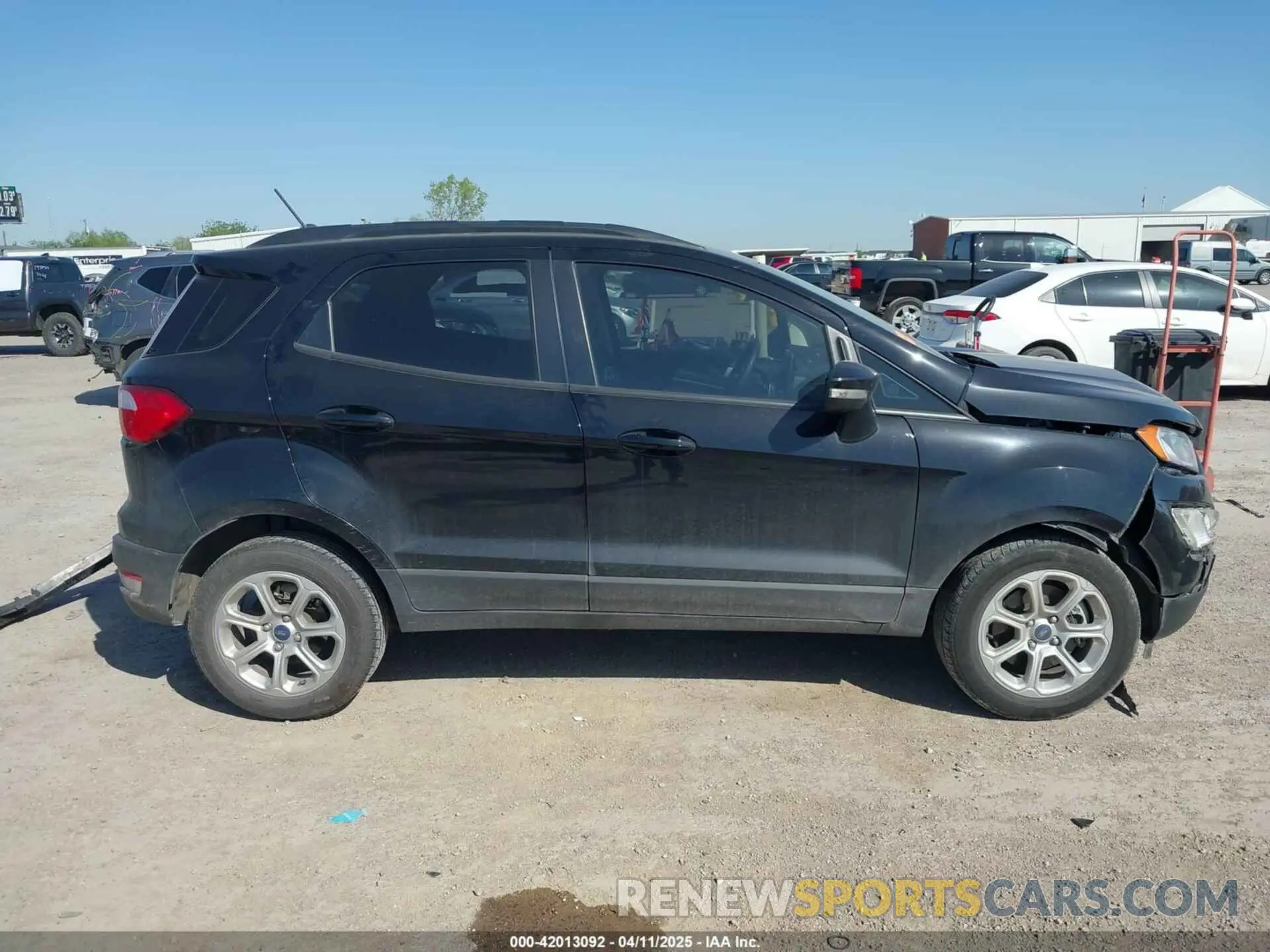 13 fotografías del automóvil dañado MAJ3S2GE1LC386392 FORD ECOSPORT 2020