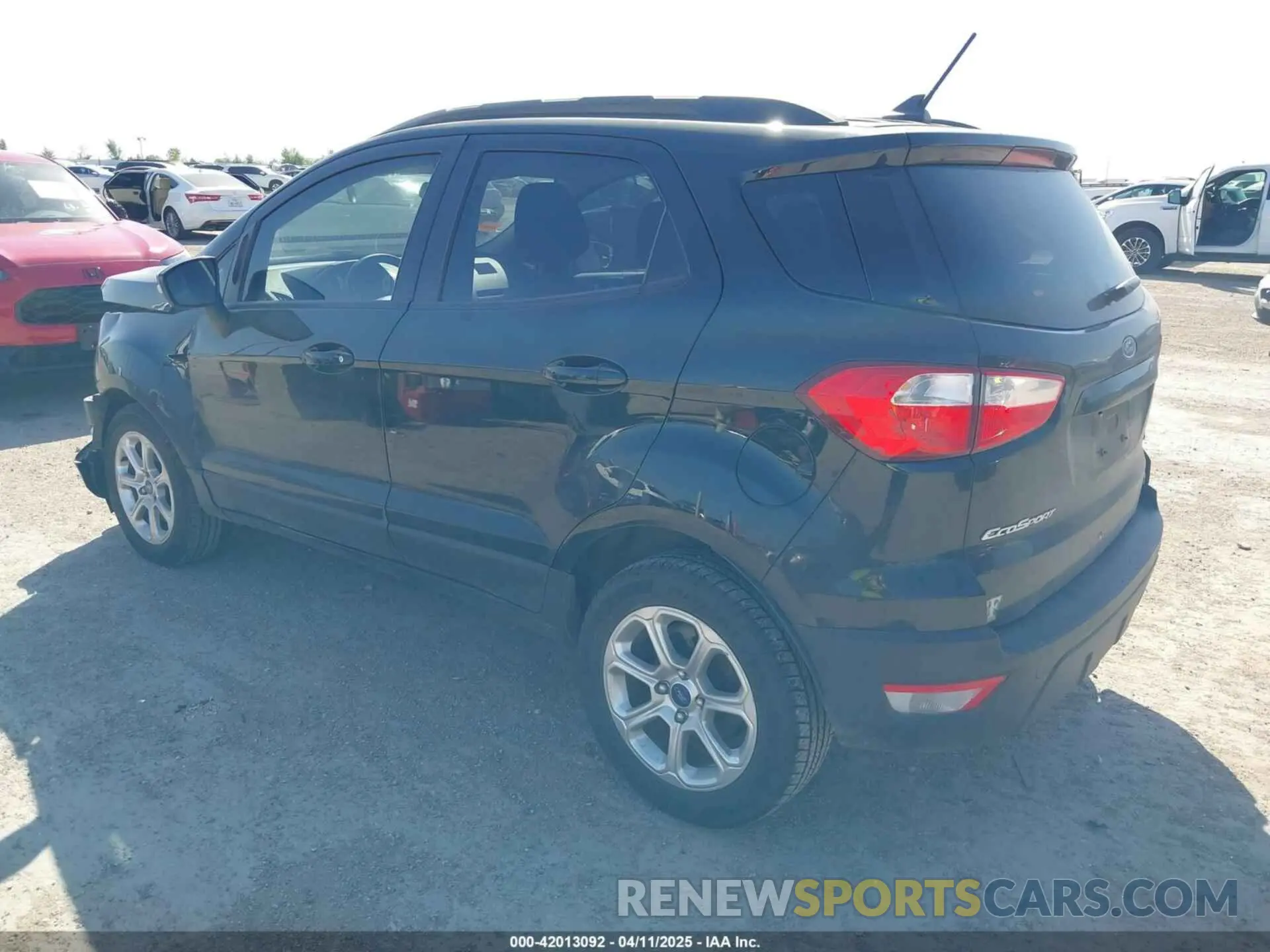 3 fotografías del automóvil dañado MAJ3S2GE1LC386392 FORD ECOSPORT 2020