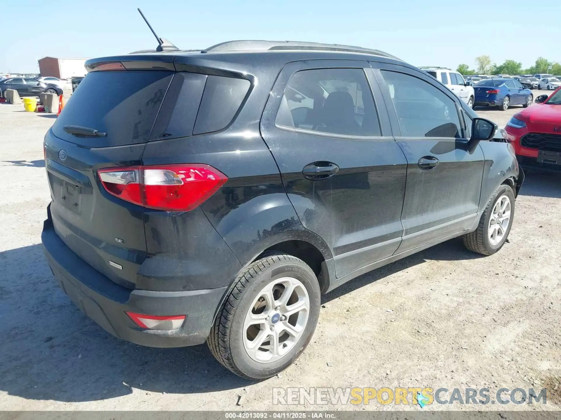 4 fotografías del automóvil dañado MAJ3S2GE1LC386392 FORD ECOSPORT 2020