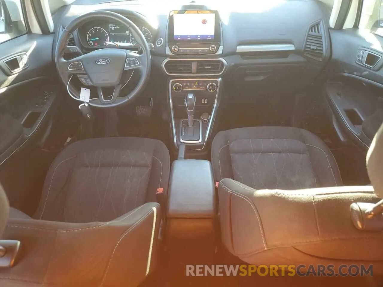 8 fotografías del automóvil dañado MAJ3S2GE1LC389230 FORD ECOSPORT 2020