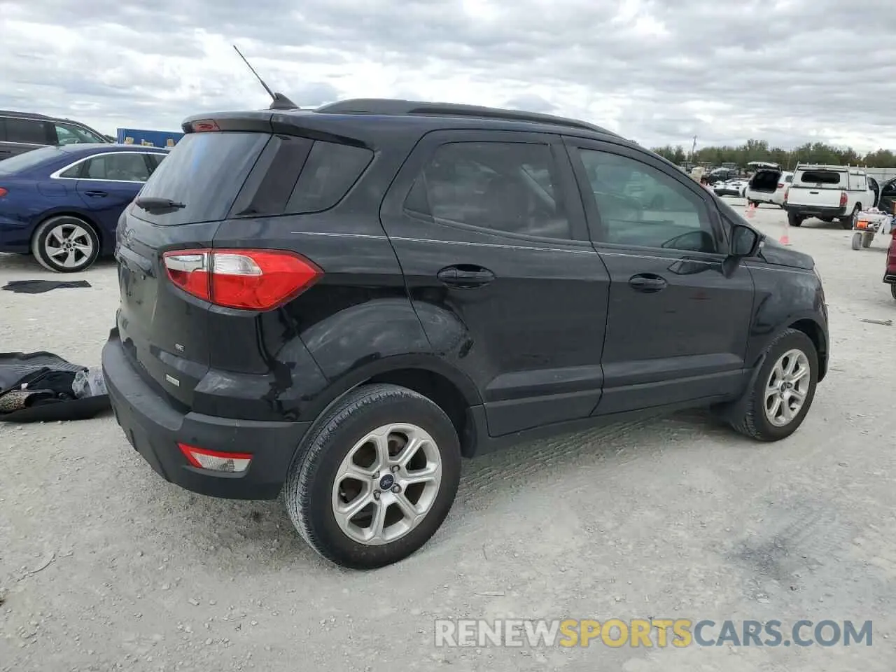 3 fotografías del automóvil dañado MAJ3S2GE2LC327108 FORD ECOSPORT 2020