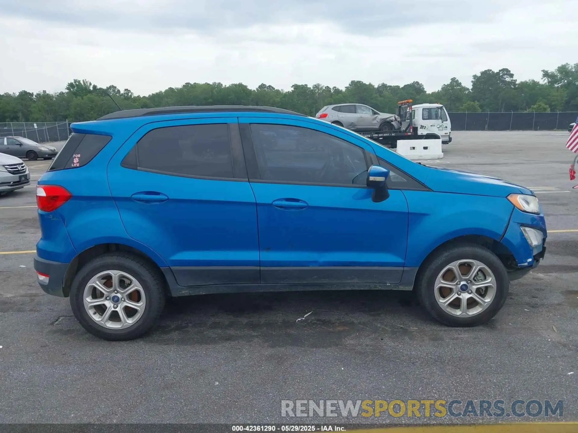 14 fotografías del automóvil dañado MAJ3S2GE2LC330185 FORD ECOSPORT 2020