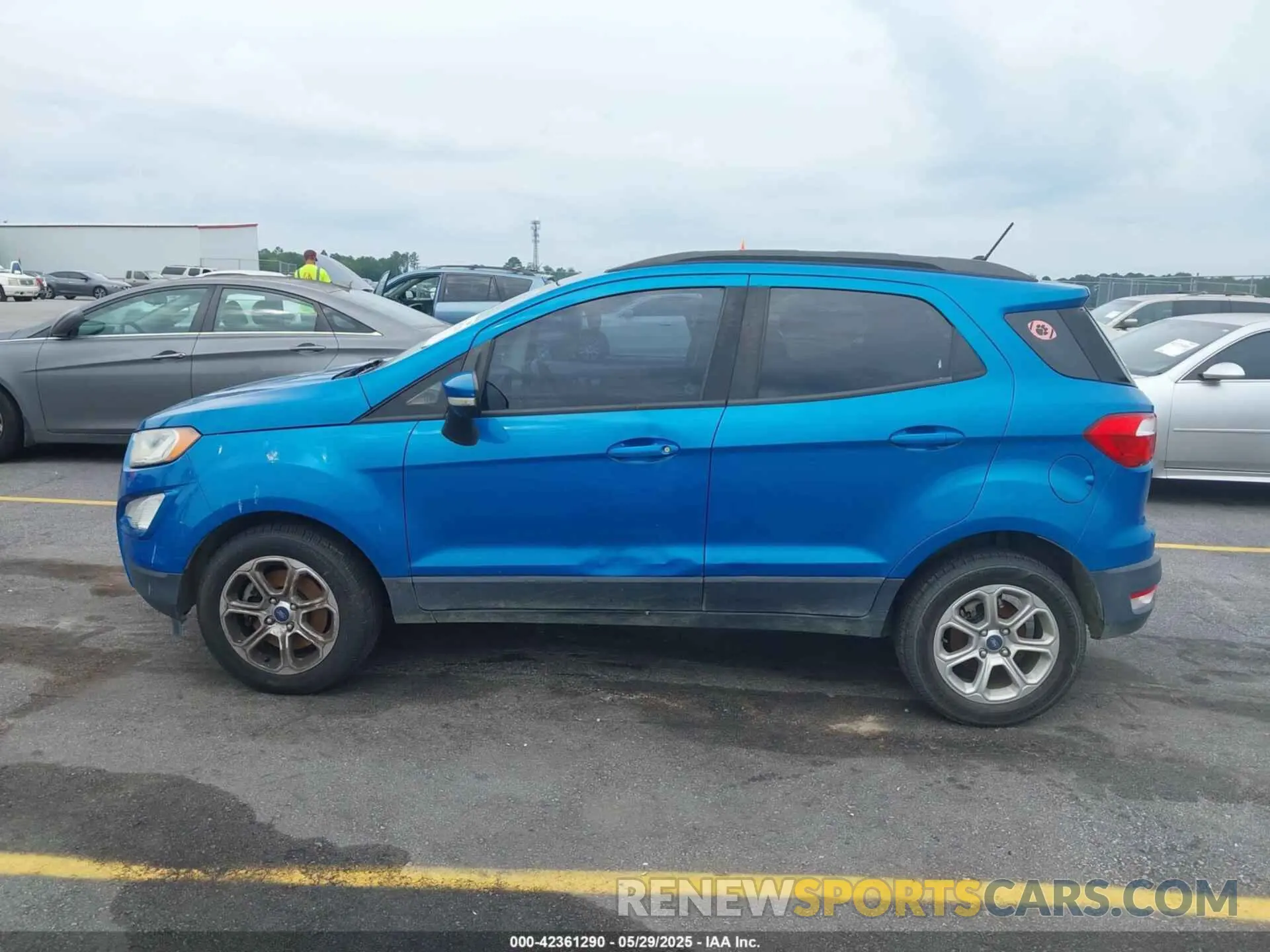 15 fotografías del automóvil dañado MAJ3S2GE2LC330185 FORD ECOSPORT 2020