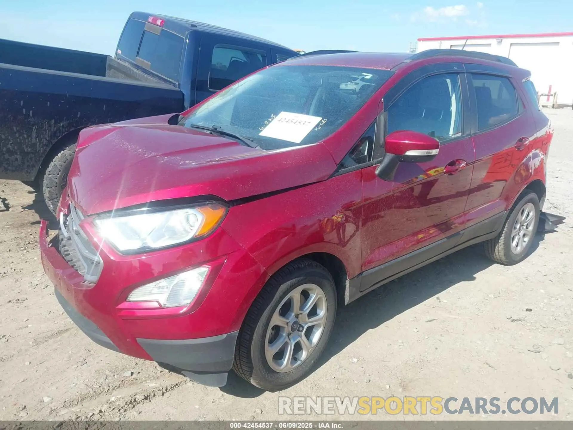 2 fotografías del automóvil dañado MAJ3S2GE2LC371027 FORD ECOSPORT 2020