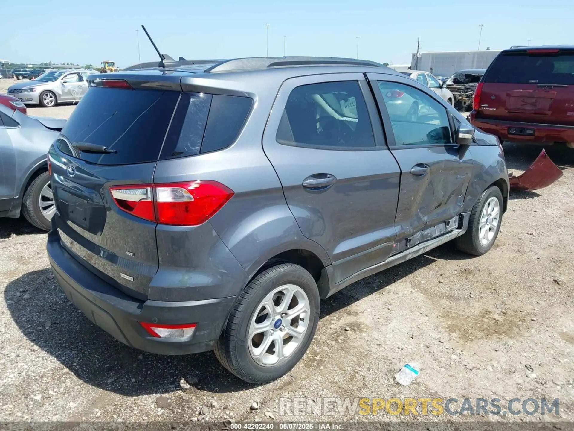 4 fotografías del automóvil dañado MAJ3S2GE4LC378352 FORD ECOSPORT 2020