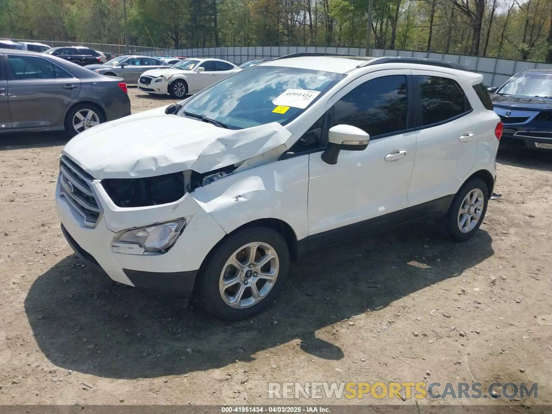 2 fotografías del automóvil dañado MAJ3S2GE5LC314479 FORD ECOSPORT 2020