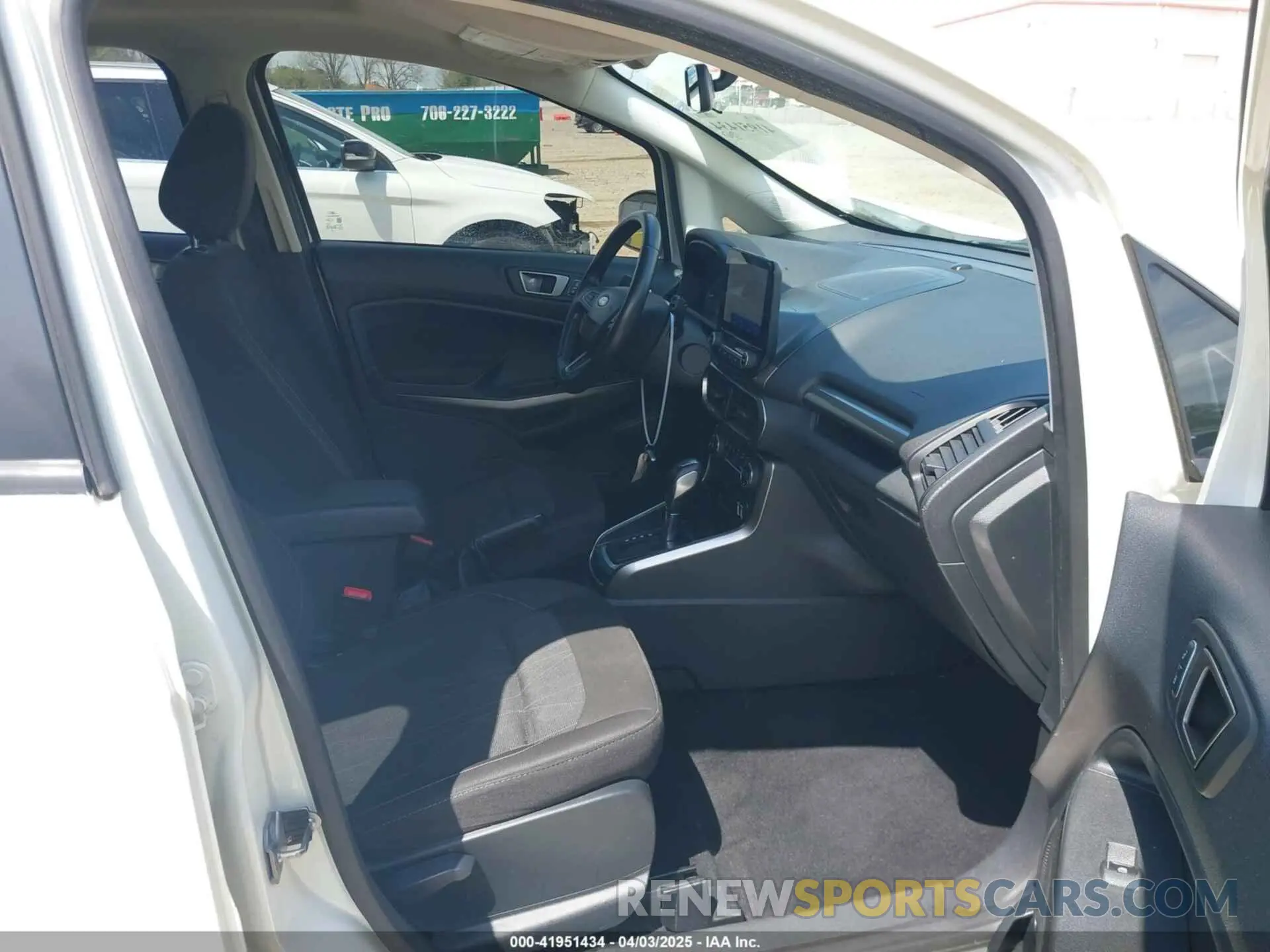 5 fotografías del automóvil dañado MAJ3S2GE5LC314479 FORD ECOSPORT 2020