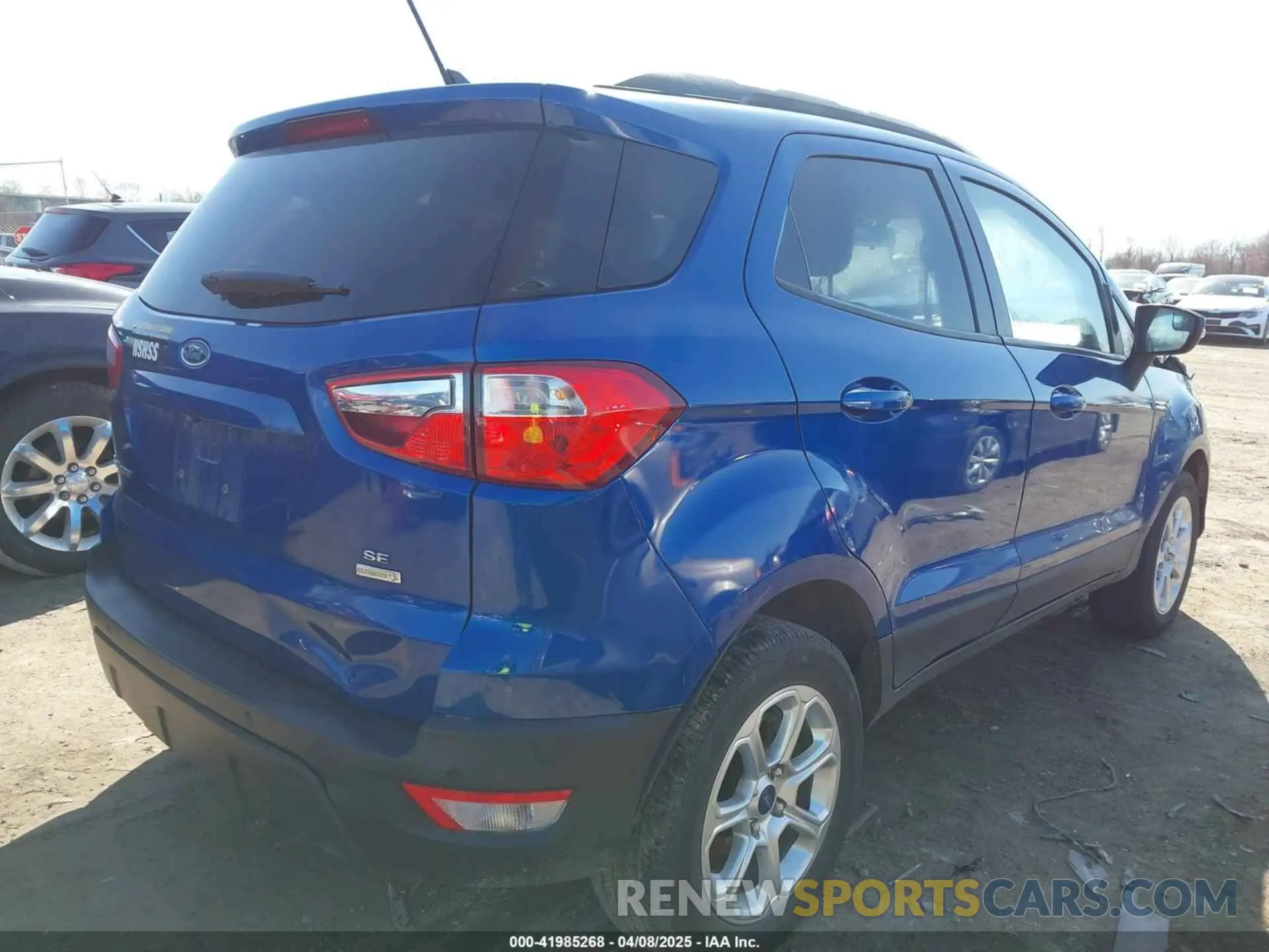 4 fotografías del automóvil dañado MAJ3S2GE5LC326972 FORD ECOSPORT 2020