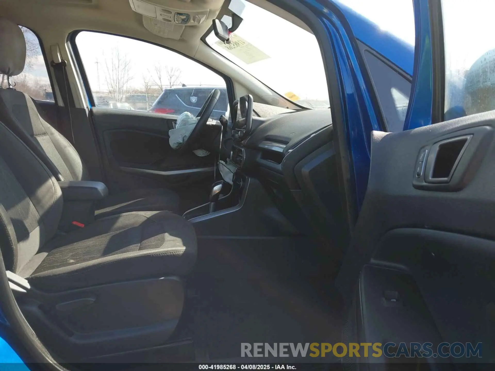 5 fotografías del automóvil dañado MAJ3S2GE5LC326972 FORD ECOSPORT 2020