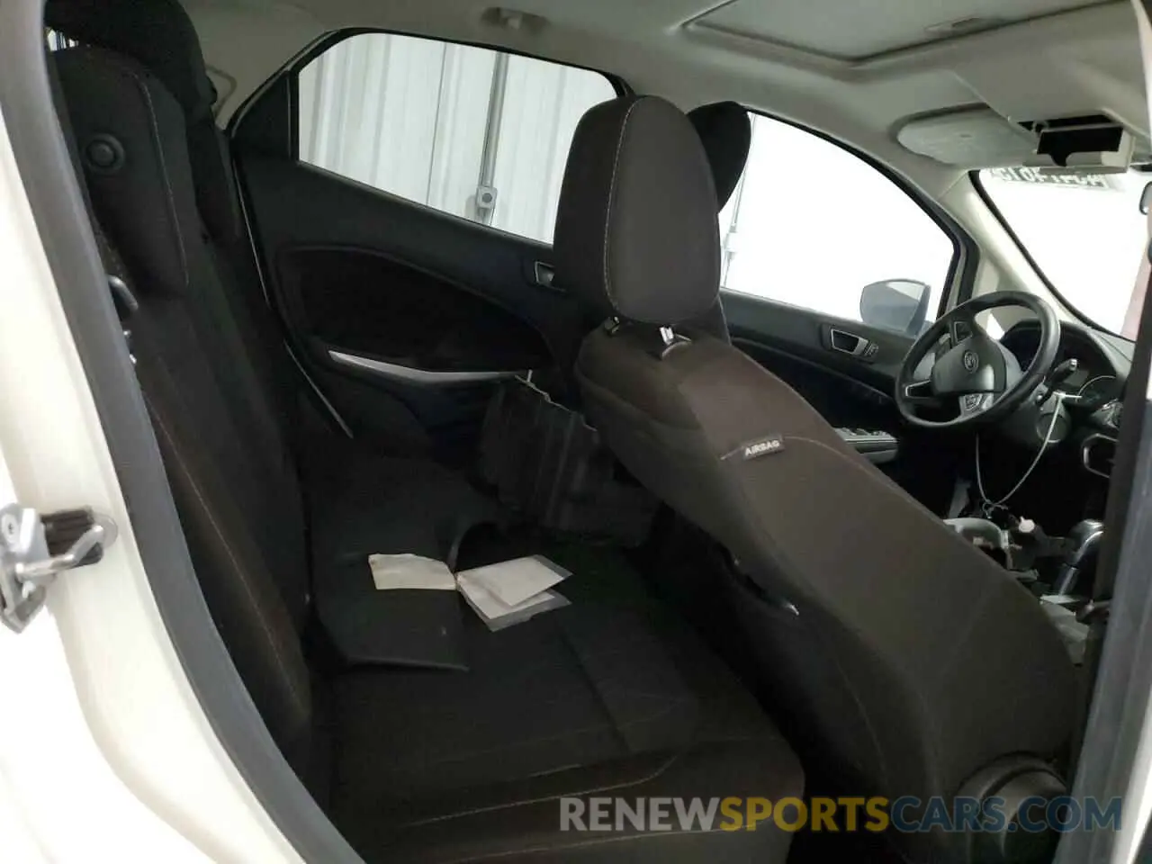 11 fotografías del automóvil dañado MAJ3S2GE6LC311333 FORD ECOSPORT 2020