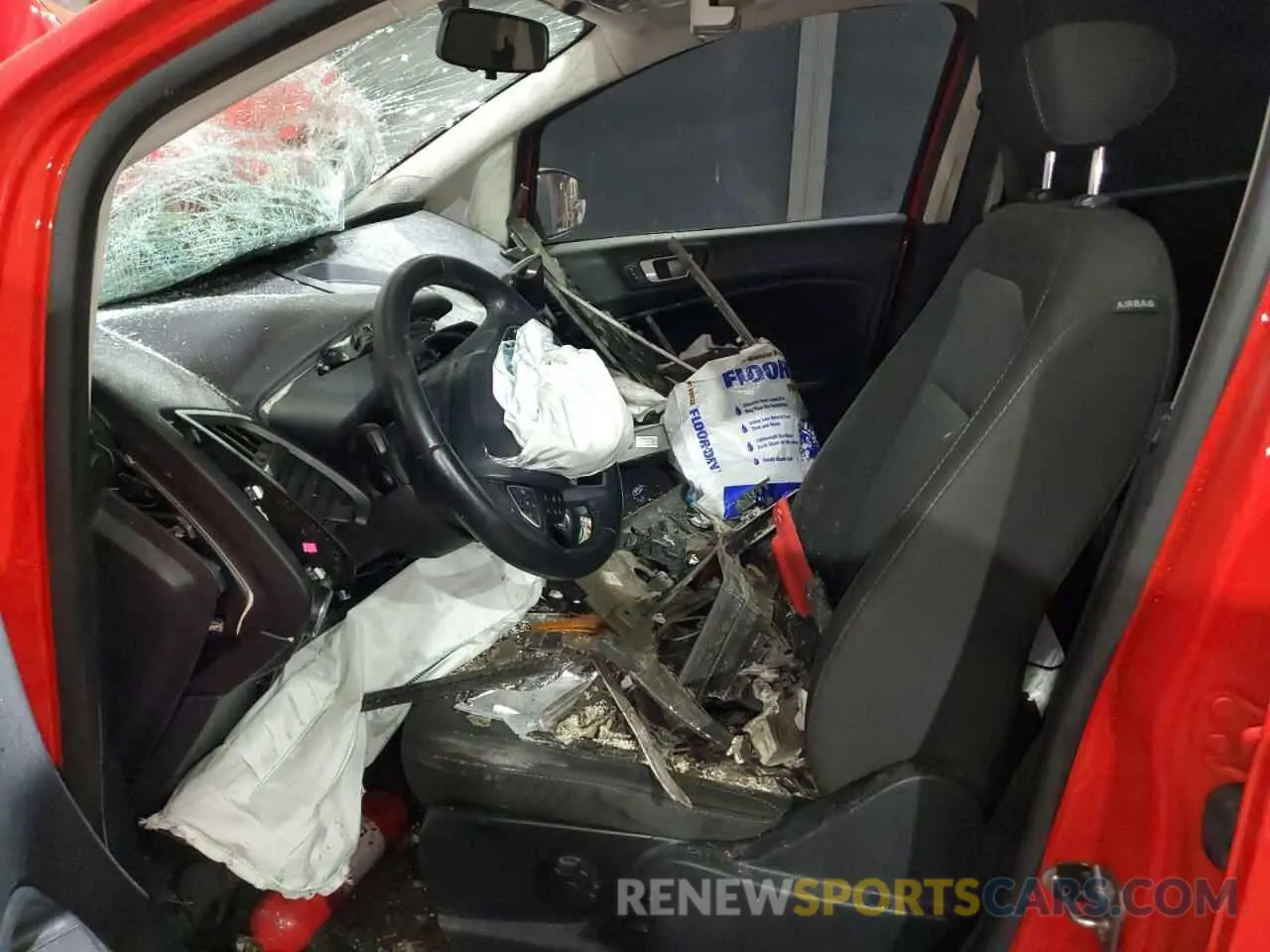 7 fotografías del automóvil dañado MAJ3S2GE6LC320808 FORD ECOSPORT 2020