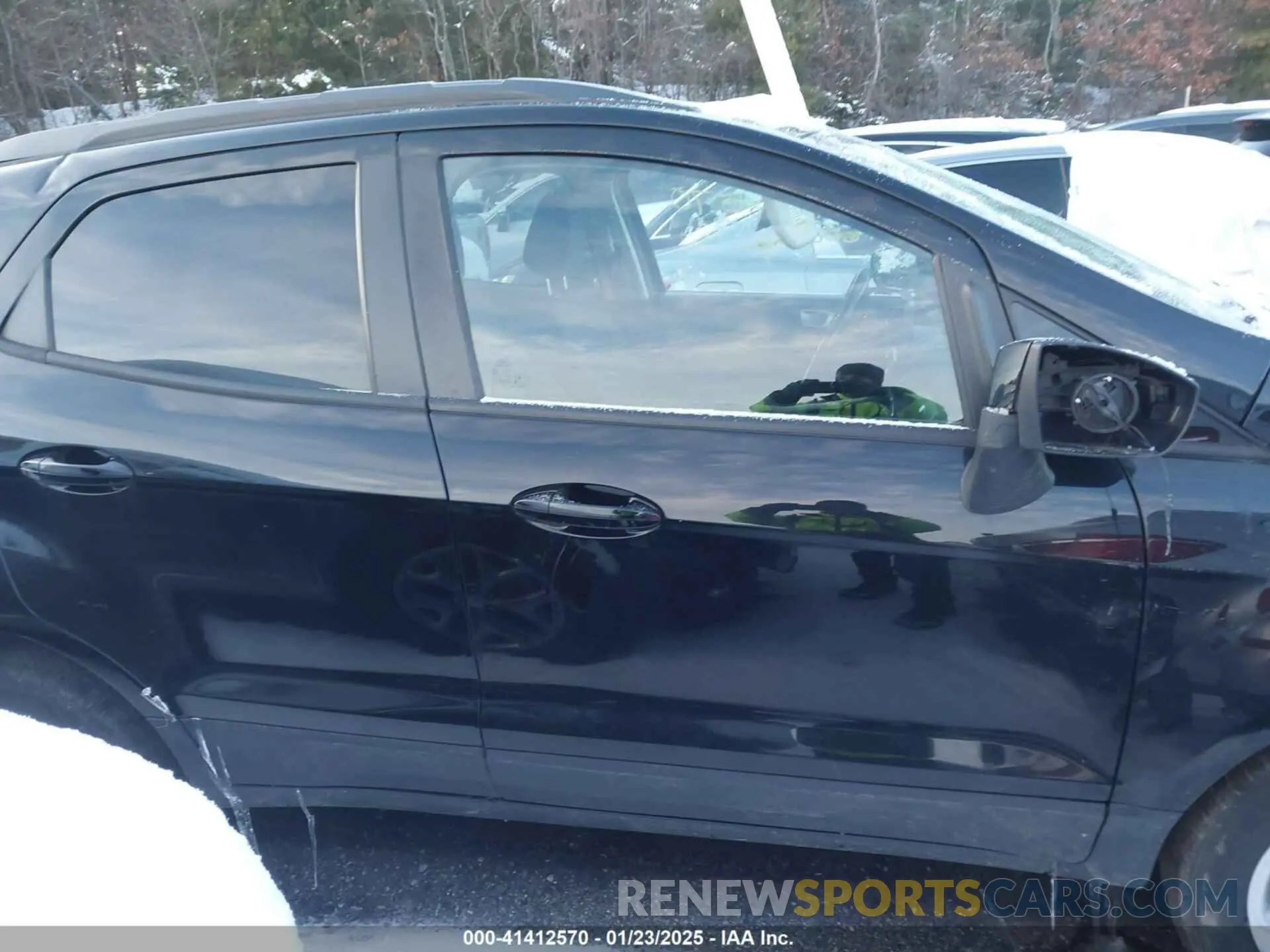 12 fotografías del automóvil dañado MAJ3S2GE6LC348169 FORD ECOSPORT 2020