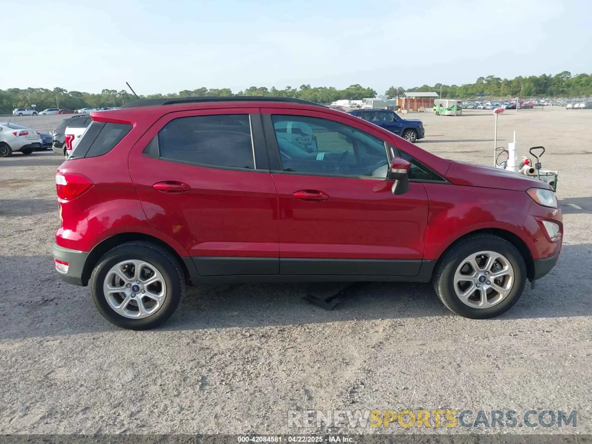 13 fotografías del automóvil dañado MAJ3S2GE6LC365456 FORD ECOSPORT 2020
