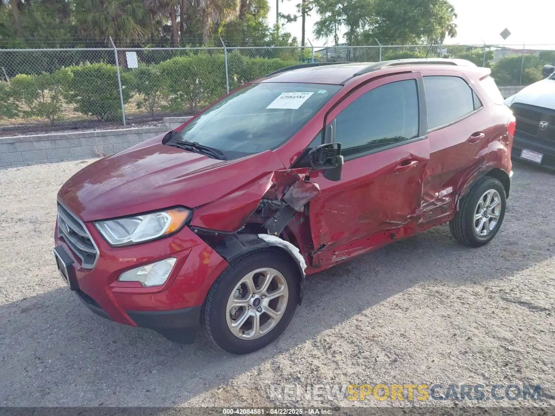 2 fotografías del automóvil dañado MAJ3S2GE6LC365456 FORD ECOSPORT 2020