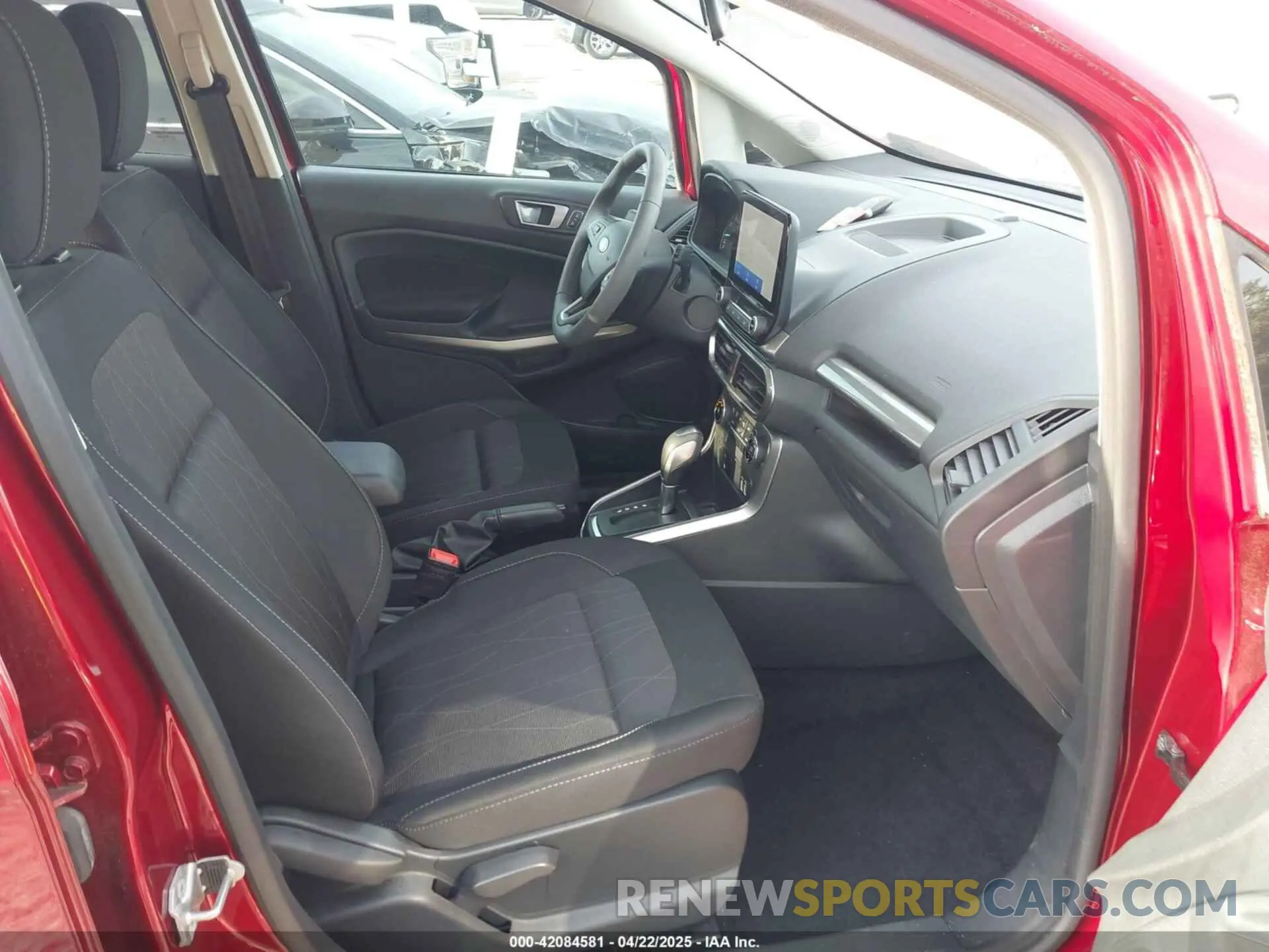 5 fotografías del automóvil dañado MAJ3S2GE6LC365456 FORD ECOSPORT 2020
