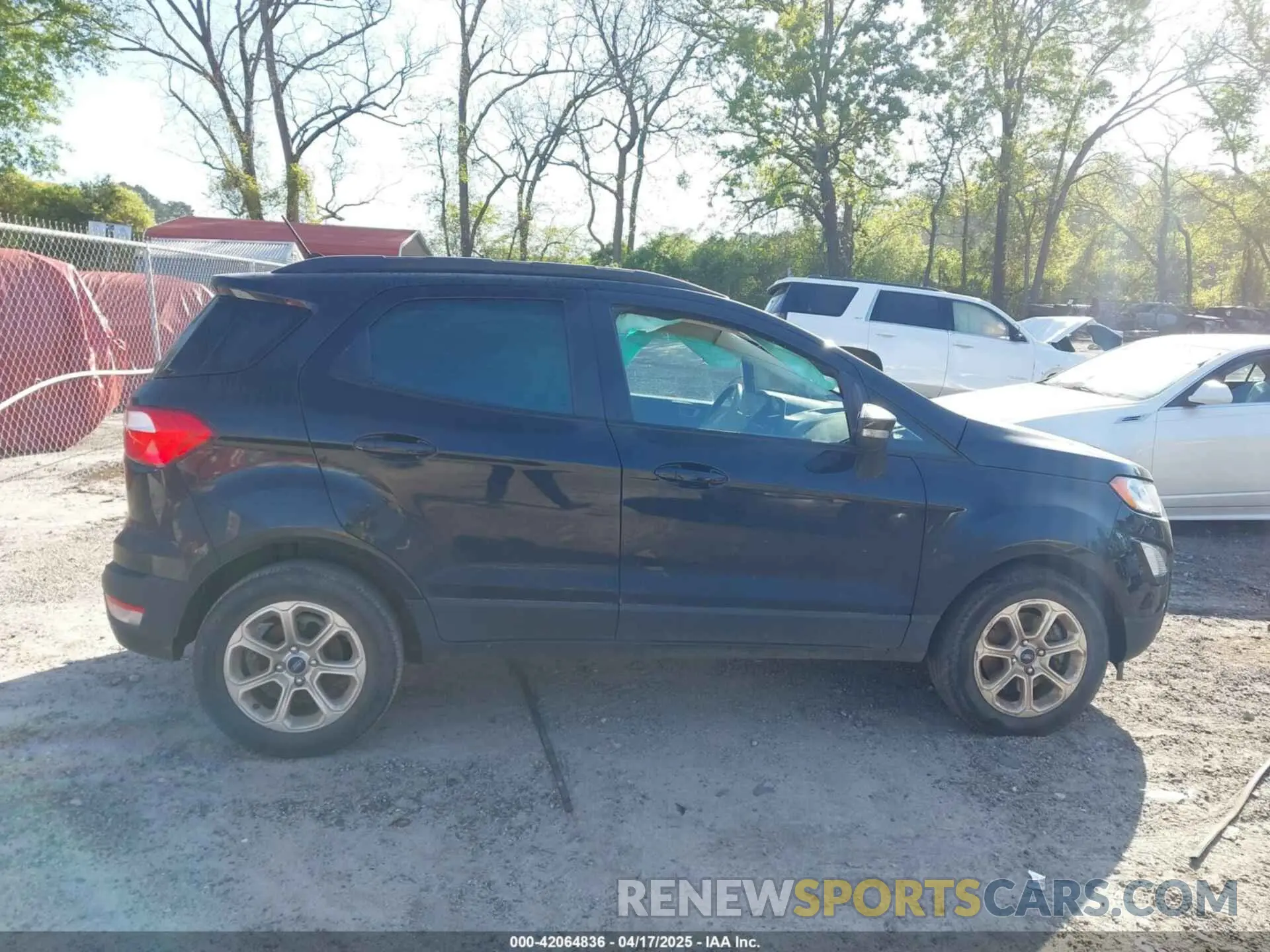 13 fotografías del automóvil dañado MAJ3S2GE8LC314850 FORD ECOSPORT 2020