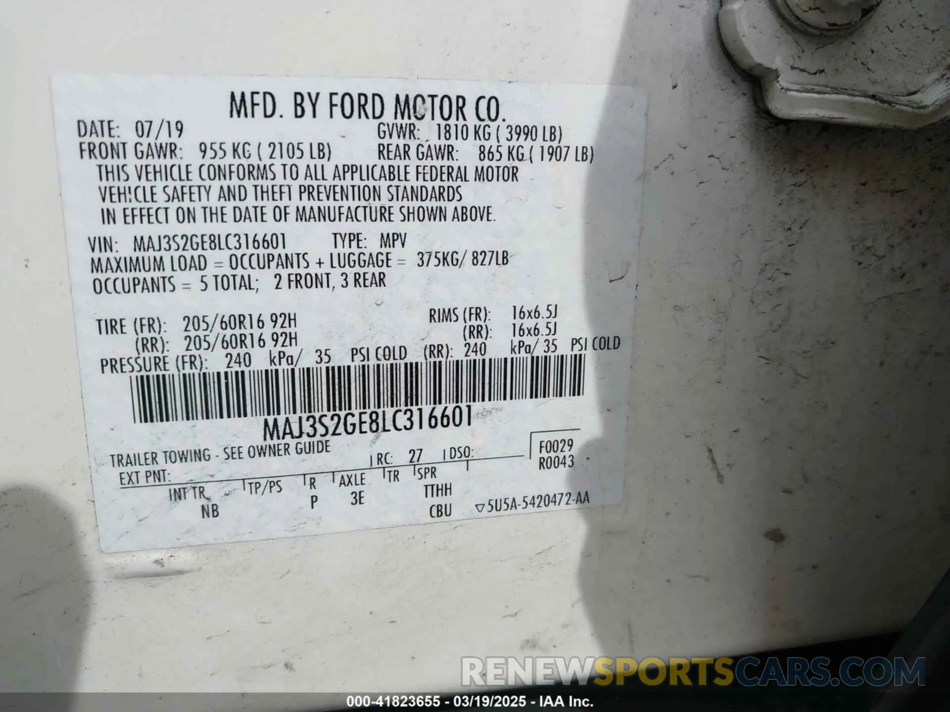 9 fotografías del automóvil dañado MAJ3S2GE8LC316601 FORD ECOSPORT 2020