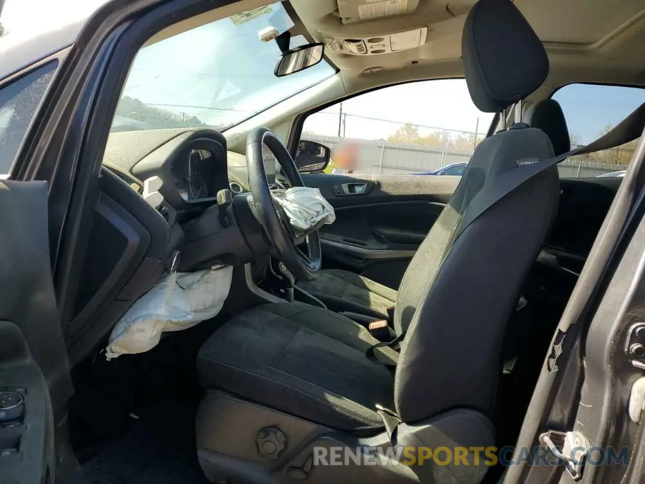 7 fotografías del automóvil dañado MAJ3S2GE8LC319479 FORD ECOSPORT 2020