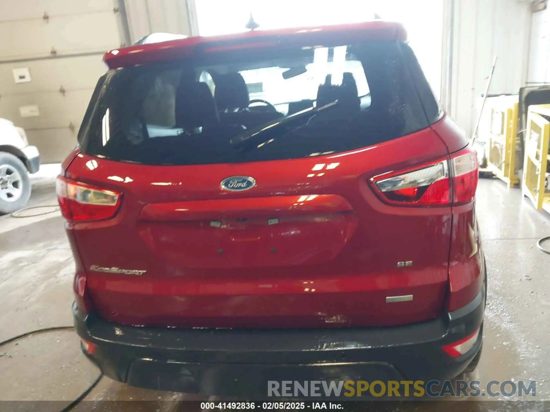 16 fotografías del automóvil dañado MAJ3S2GE8LC324052 FORD ECOSPORT 2020