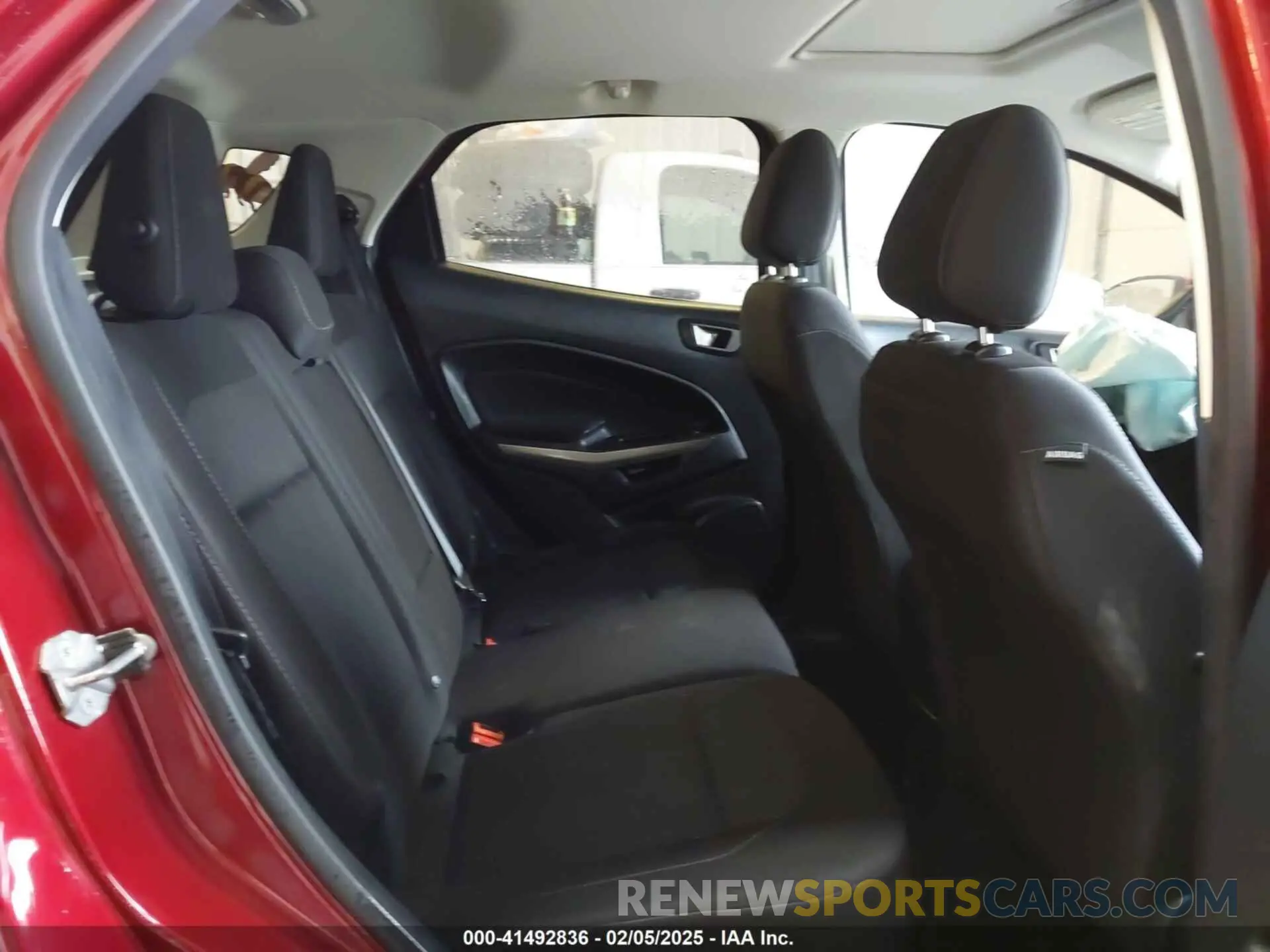 8 fotografías del automóvil dañado MAJ3S2GE8LC324052 FORD ECOSPORT 2020