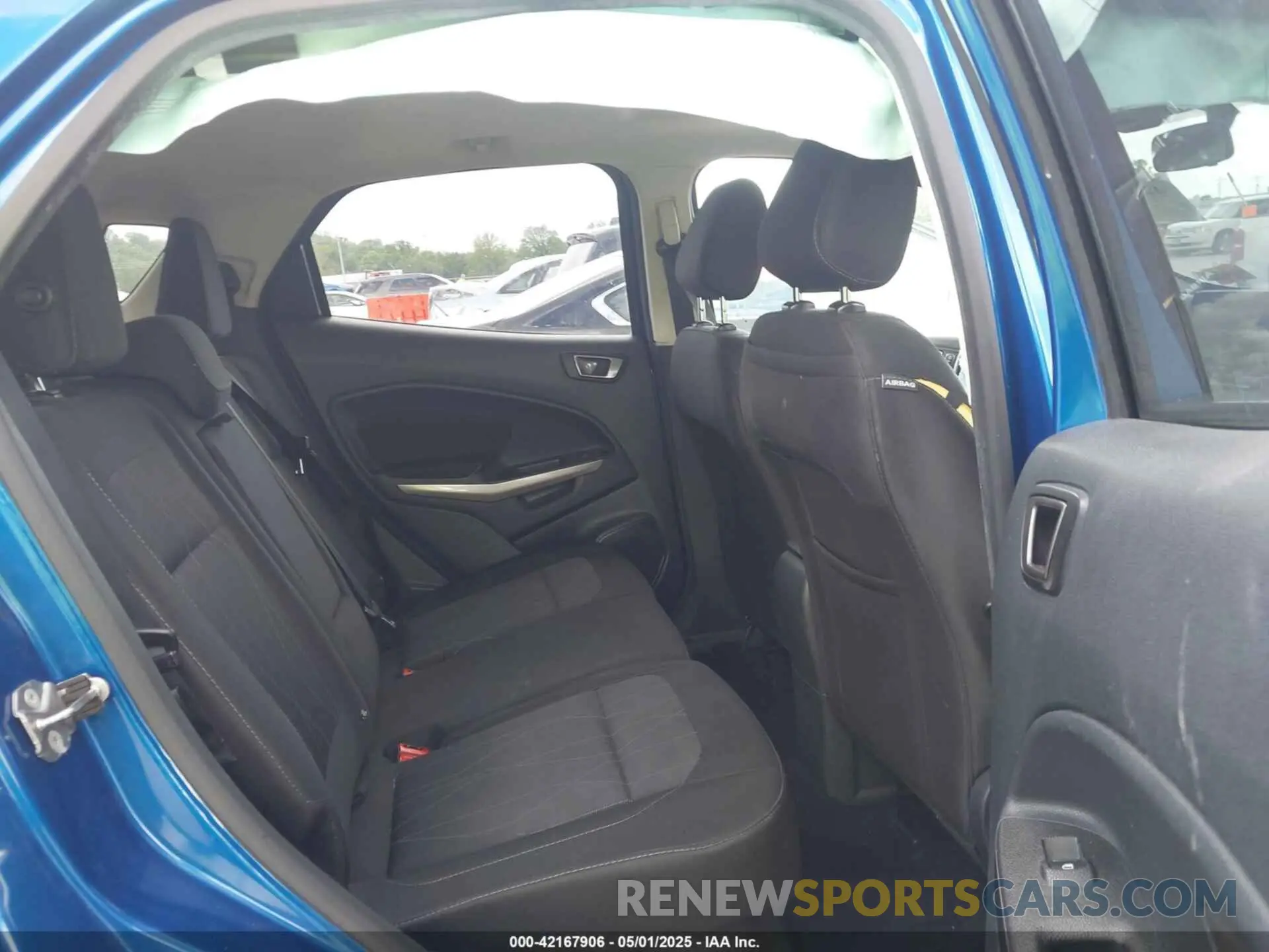 8 fotografías del automóvil dañado MAJ3S2GE9LC326571 FORD ECOSPORT 2020