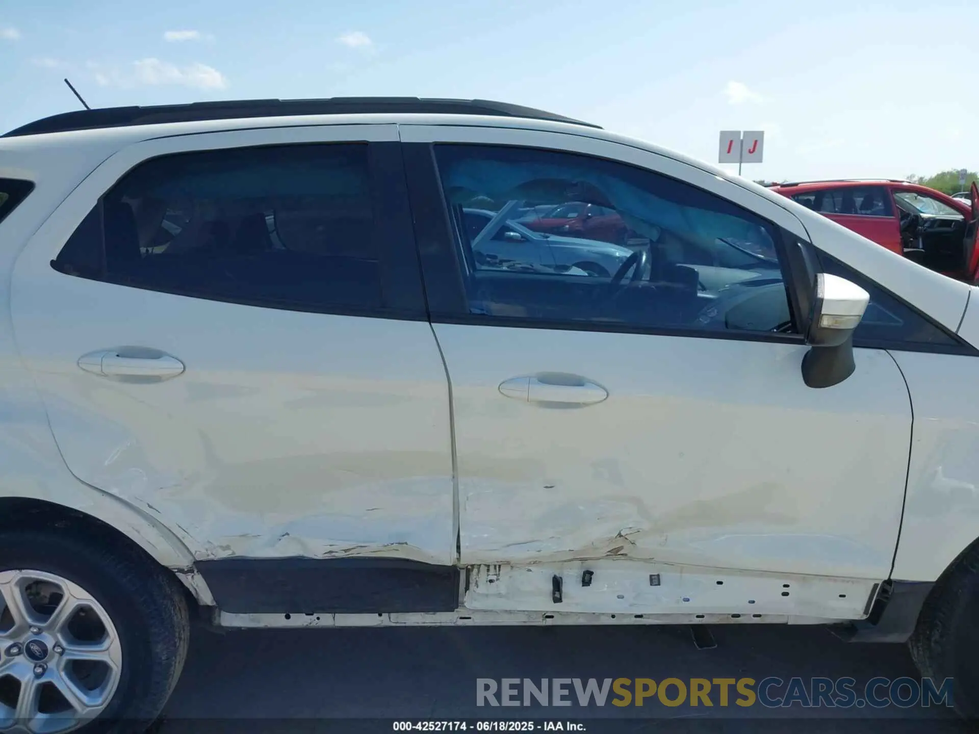 13 fotografías del automóvil dañado MAJ3S2GE9LC384907 FORD ECOSPORT 2020