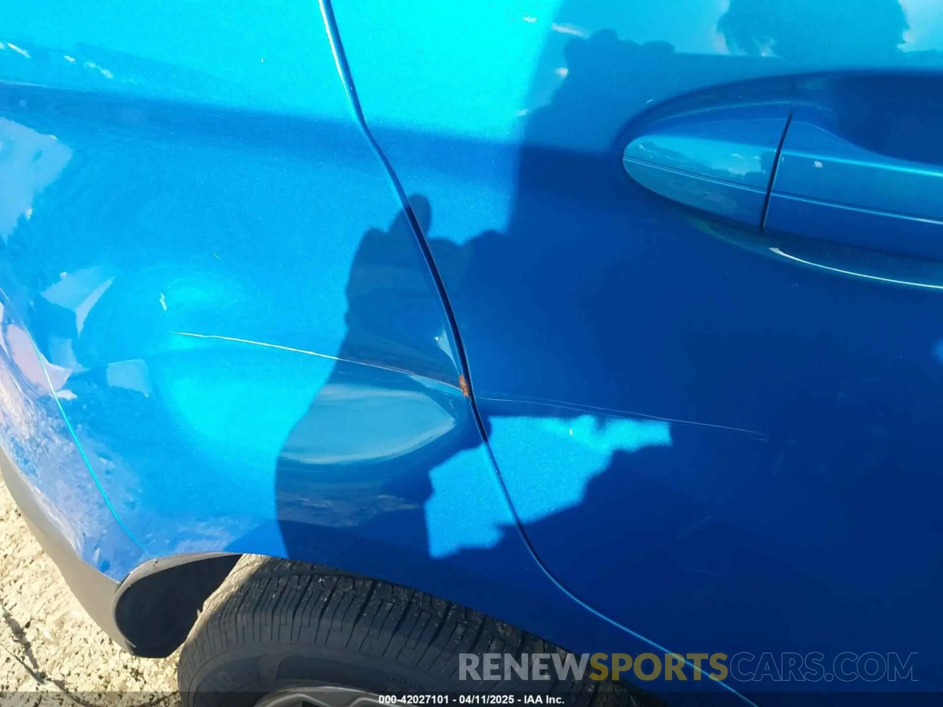 17 fotografías del automóvil dañado MAJ3S2GEXLC325834 FORD ECOSPORT 2020