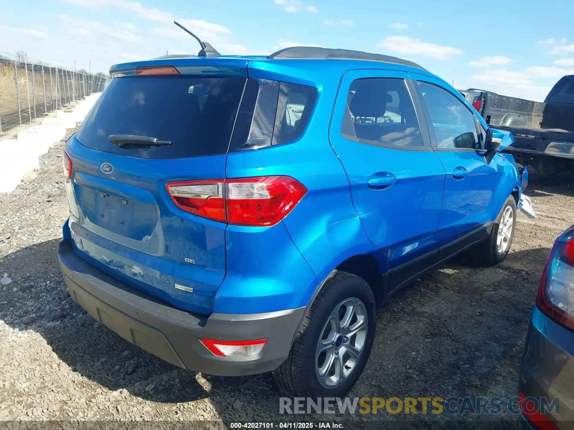 4 fotografías del automóvil dañado MAJ3S2GEXLC325834 FORD ECOSPORT 2020