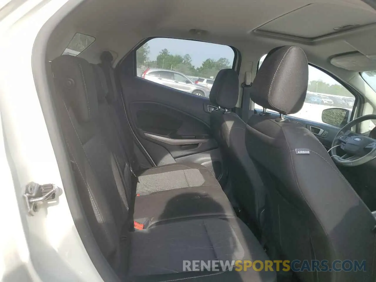 11 fotografías del automóvil dañado MAJ3S2GEXLC333352 FORD ECOSPORT 2020
