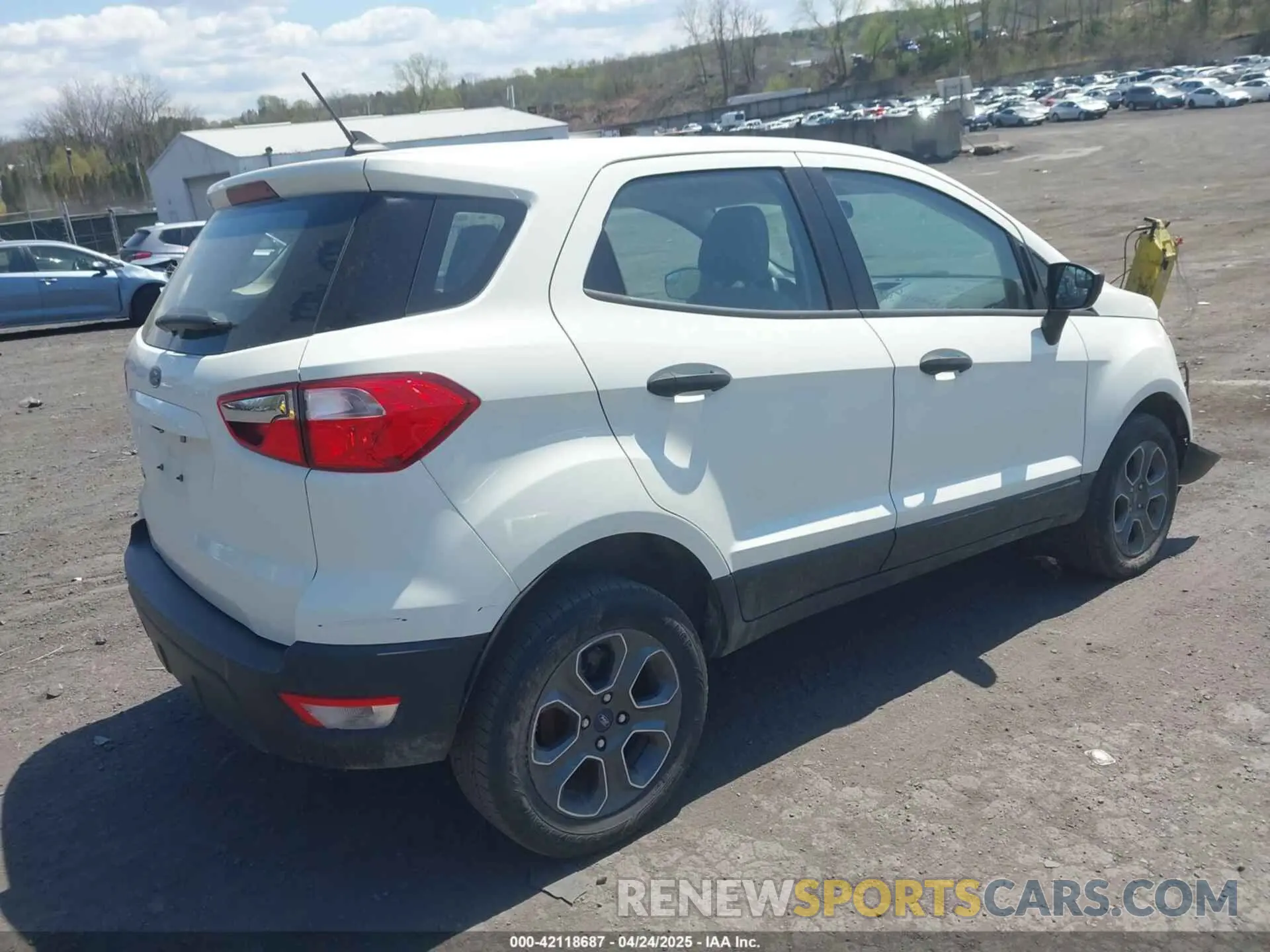 4 fotografías del automóvil dañado MAJ6S3FL2LC337785 FORD ECOSPORT 2020