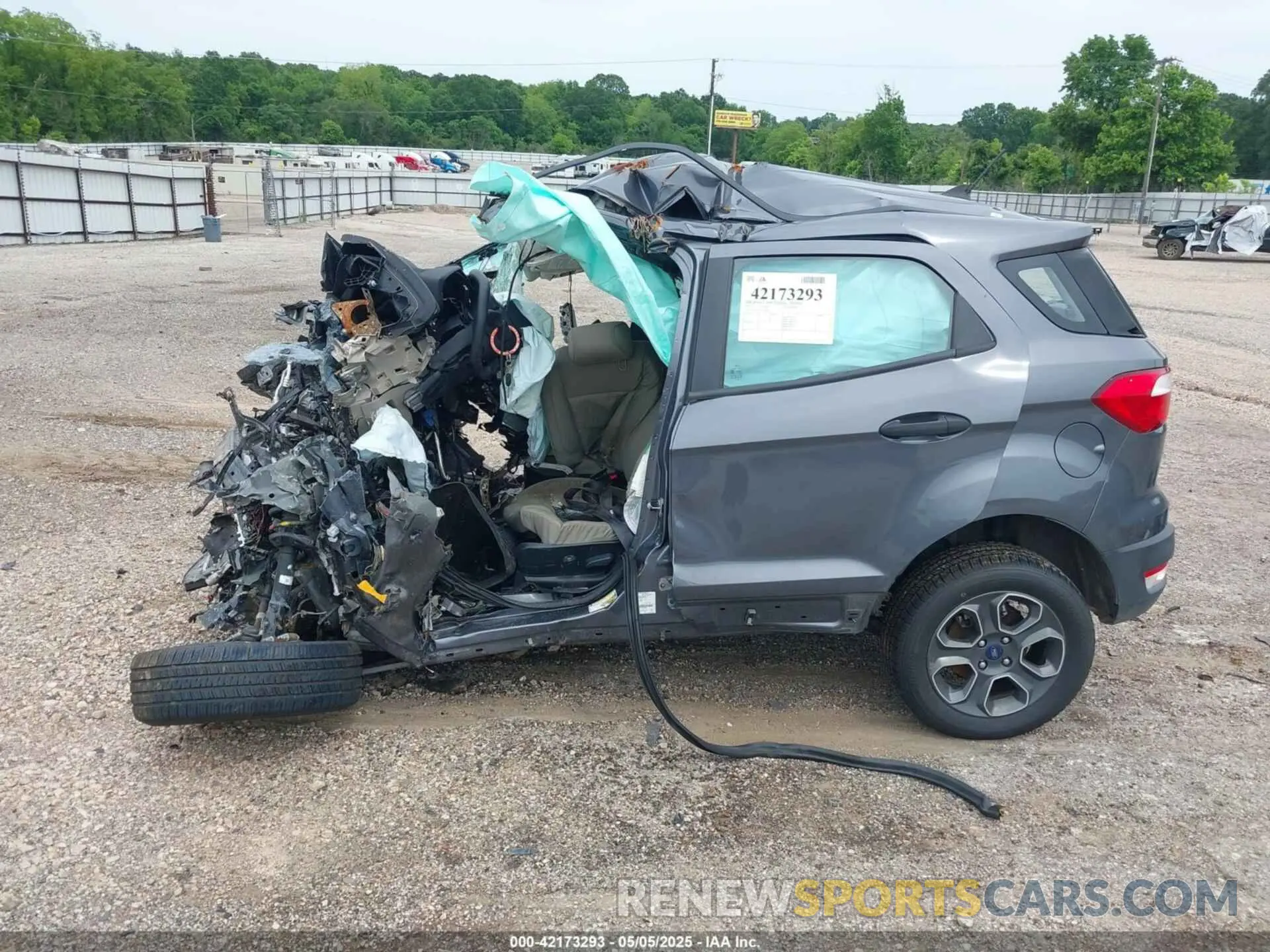 15 fotografías del automóvil dañado MAJ6S3FL7LC387081 FORD ECOSPORT 2020