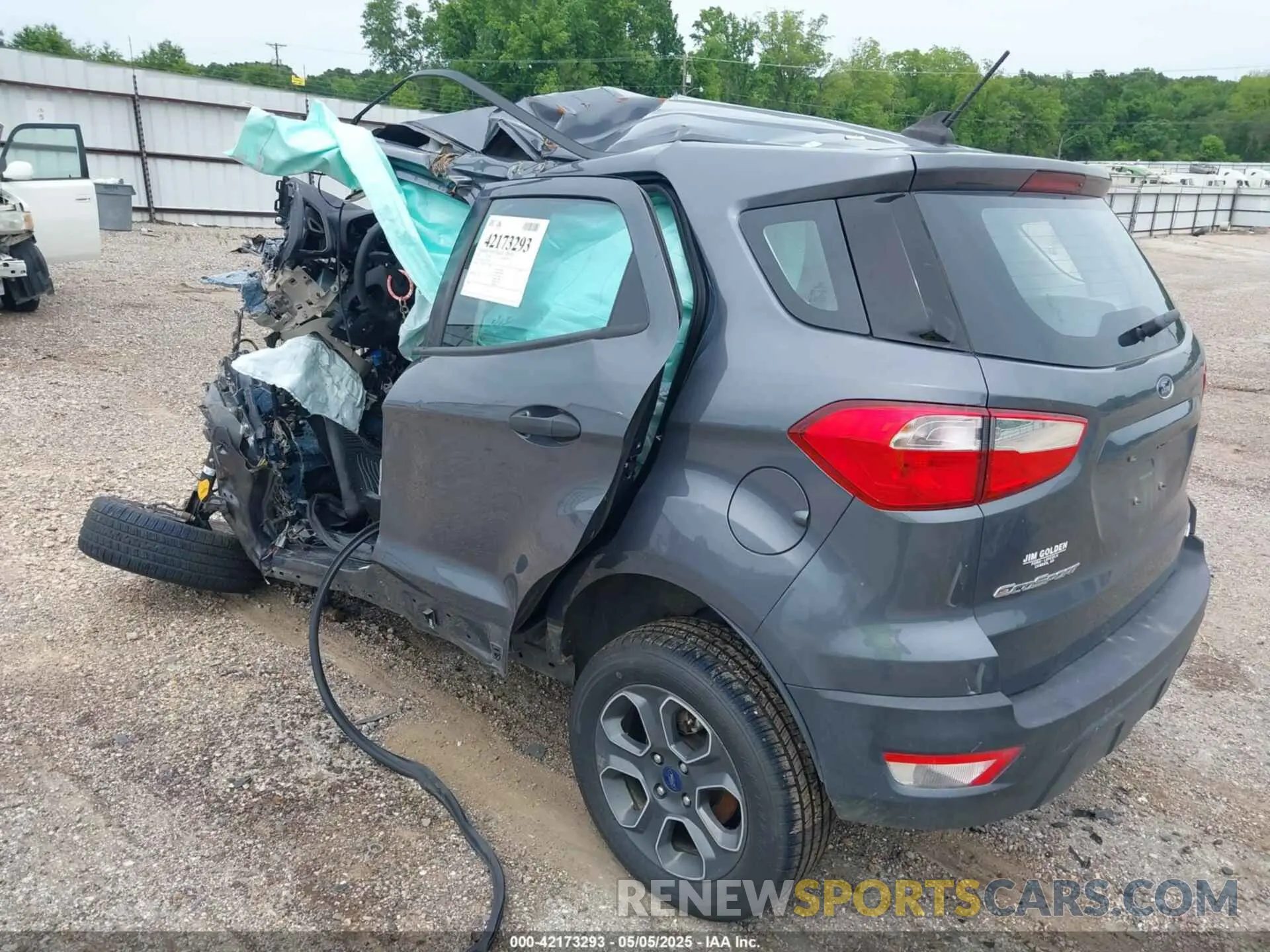 3 fotografías del automóvil dañado MAJ6S3FL7LC387081 FORD ECOSPORT 2020