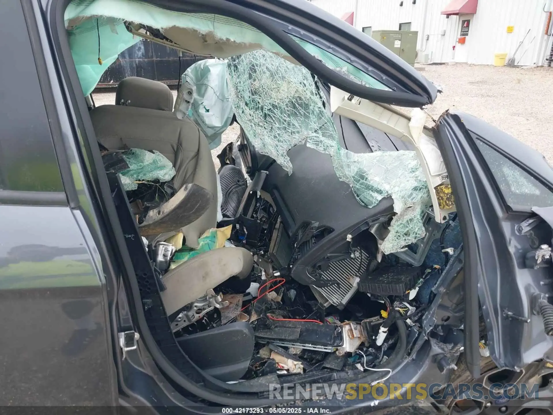 5 fotografías del automóvil dañado MAJ6S3FL7LC387081 FORD ECOSPORT 2020