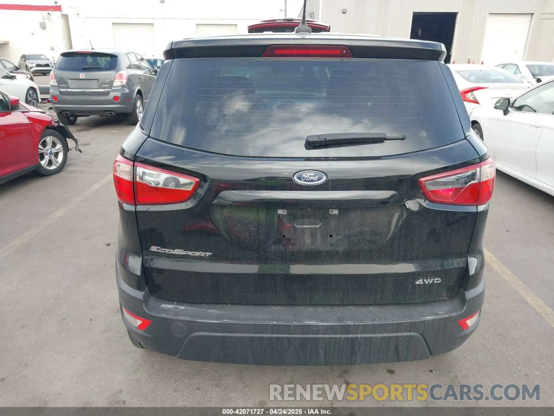 17 fotografías del automóvil dañado MAJ6S3FL8LC383251 FORD ECOSPORT 2020