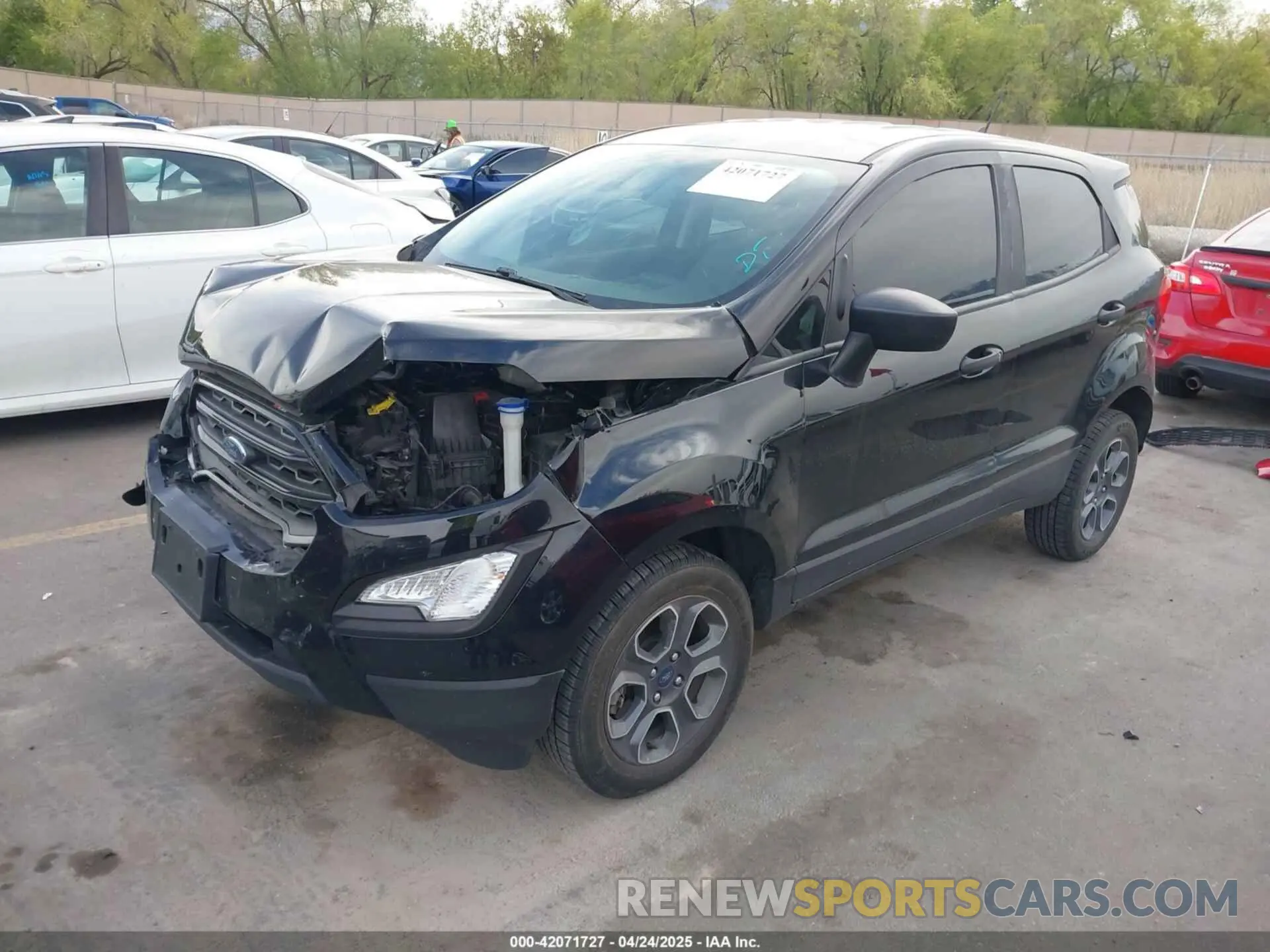 2 fotografías del automóvil dañado MAJ6S3FL8LC383251 FORD ECOSPORT 2020