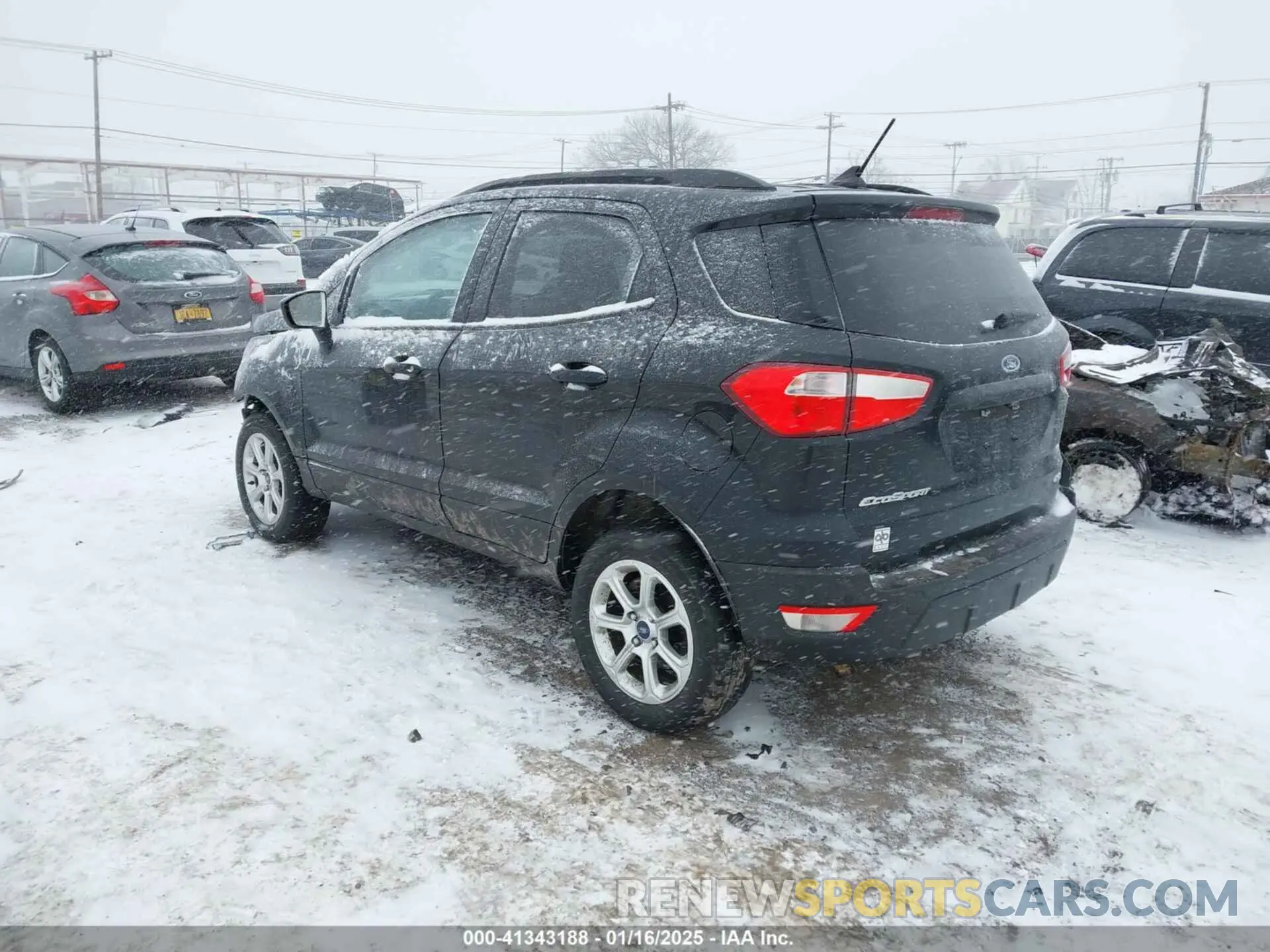 3 fotografías del automóvil dañado MAJ6S3GL0LC385347 FORD ECOSPORT 2020