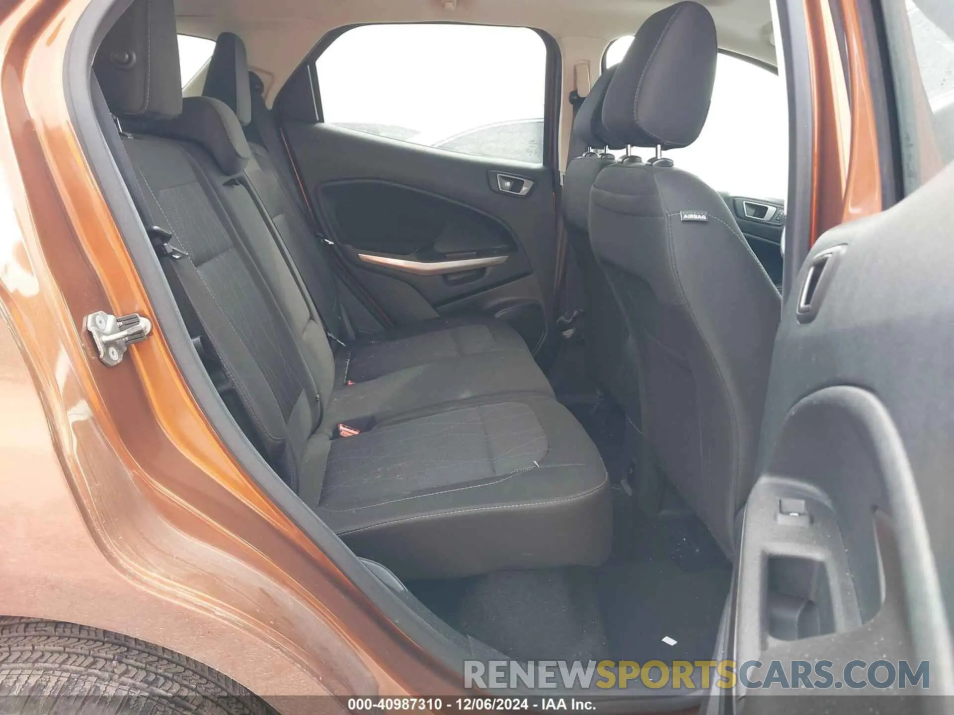8 fotografías del automóvil dañado MAJ6S3GL1LC340241 FORD ECOSPORT 2020