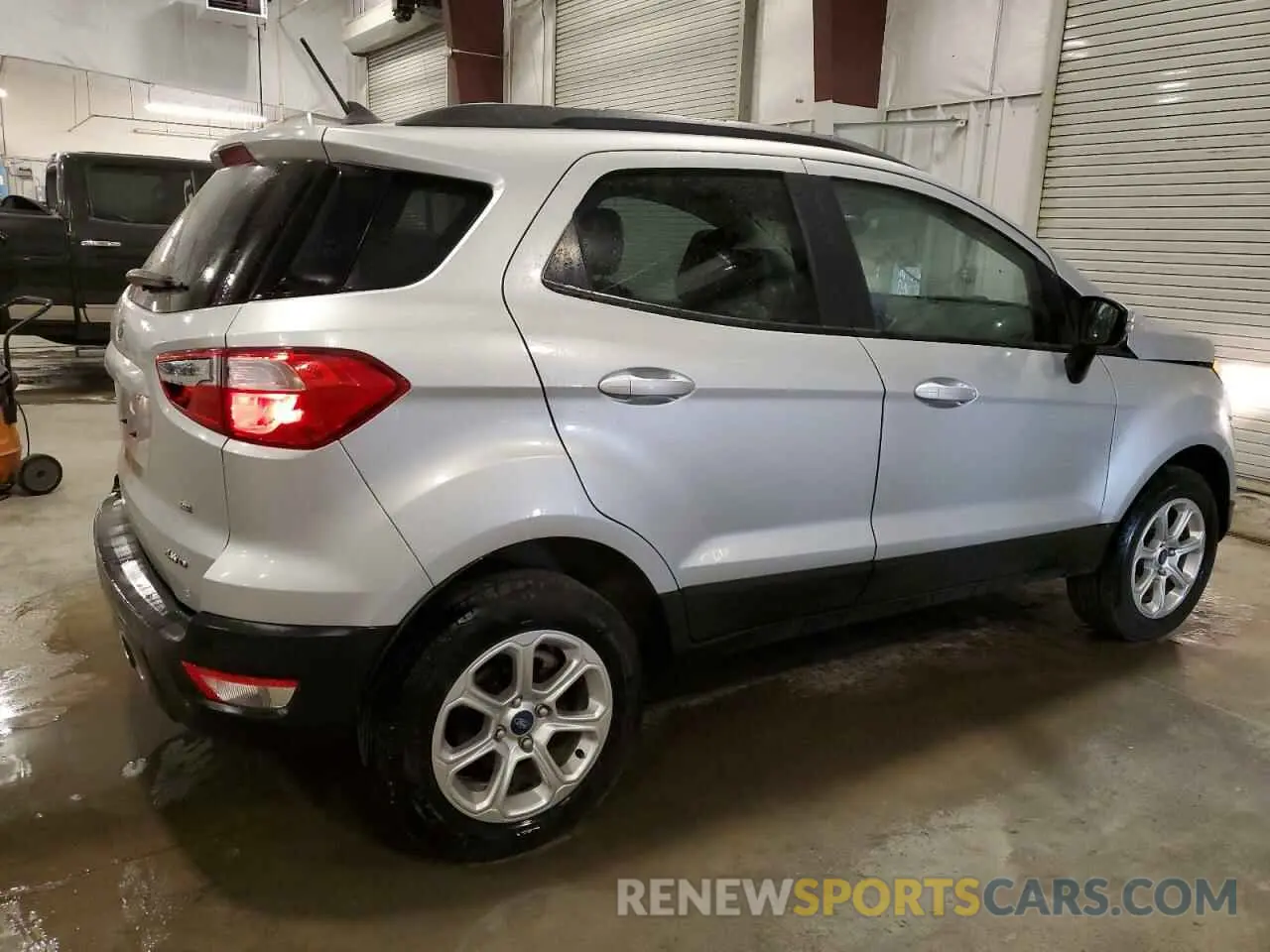 3 fotografías del automóvil dañado MAJ6S3GL3LC347689 FORD ECOSPORT 2020