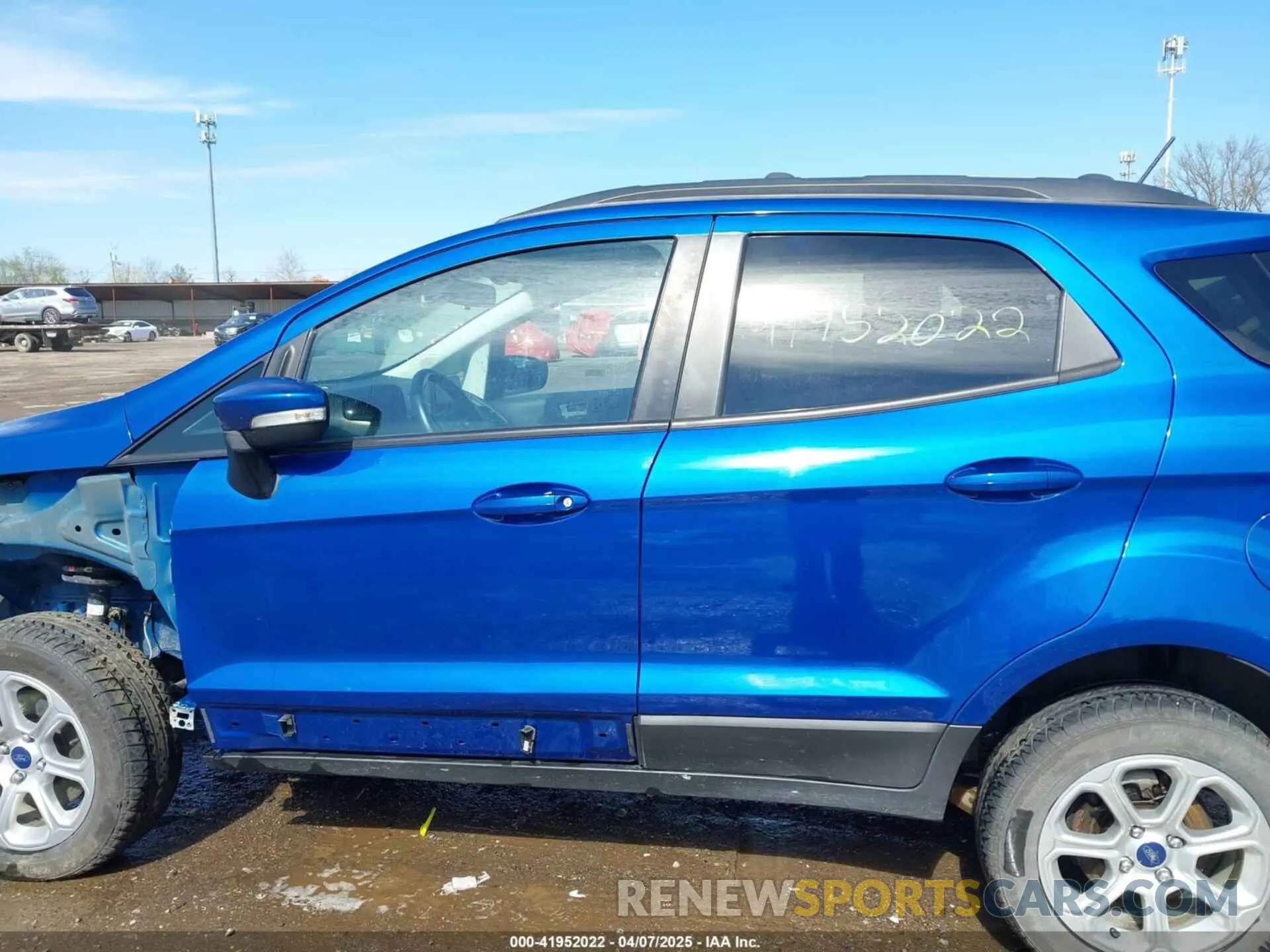 15 fotografías del automóvil dañado MAJ6S3GL4LC353601 FORD ECOSPORT 2020